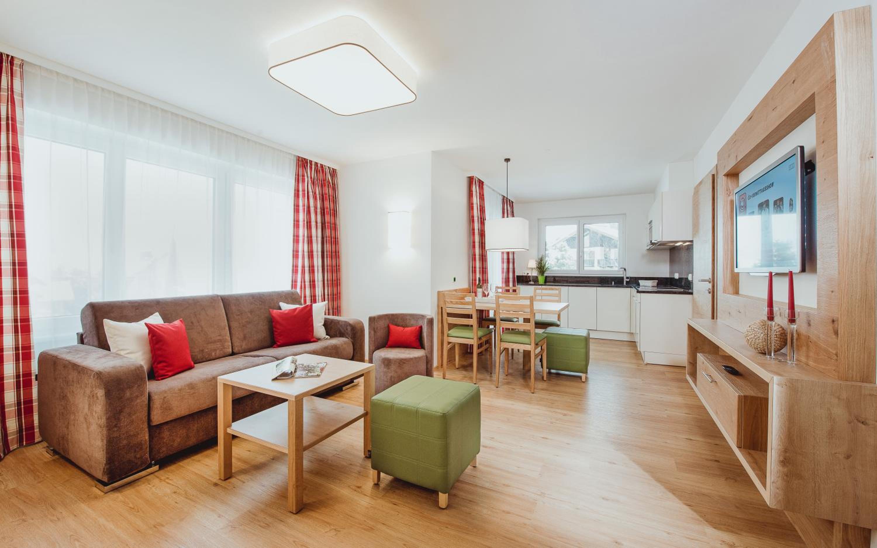 Large Two-Bedroom Apartment with Balcony photo 1