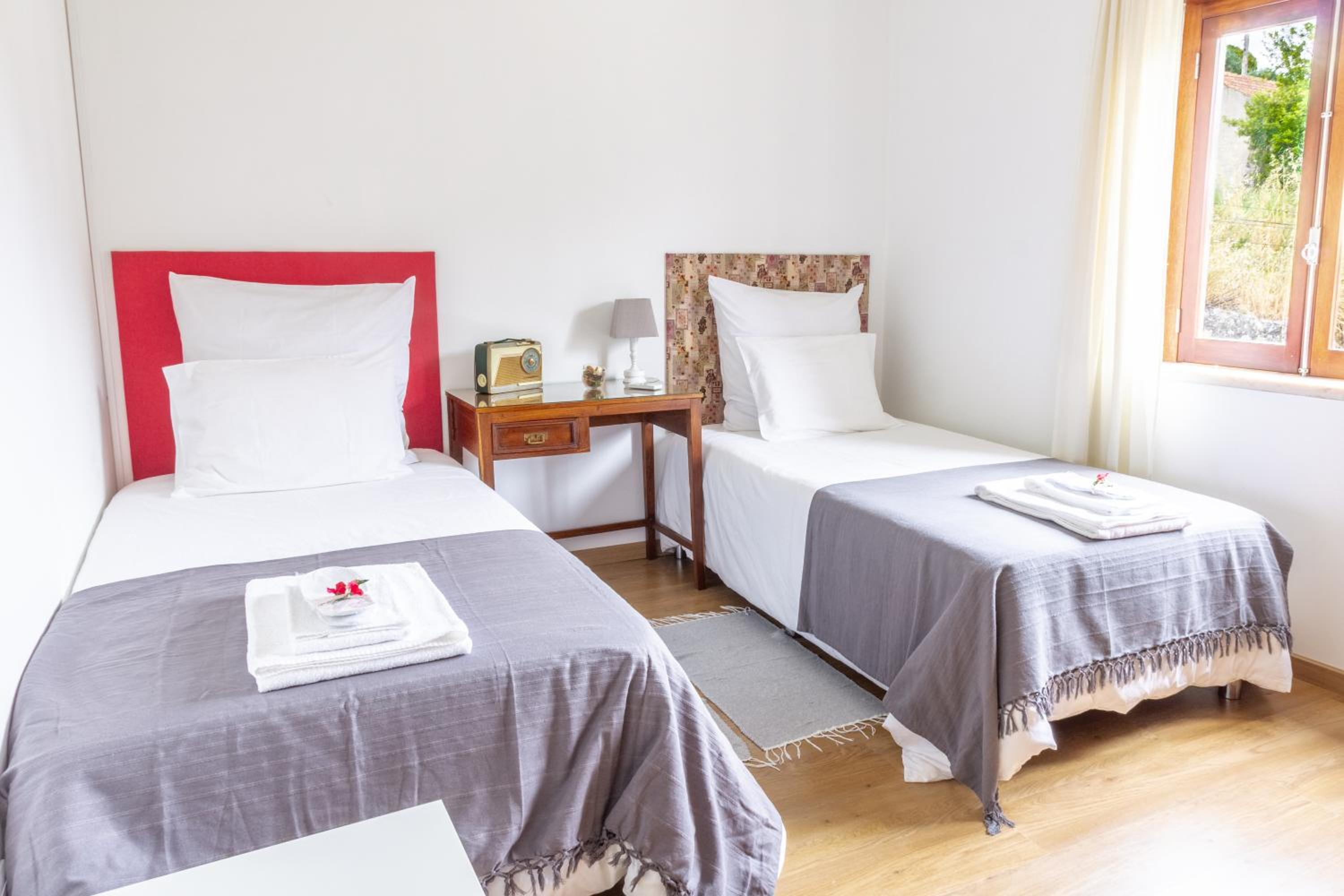 Double Room with Private Bathroom - Photo 11