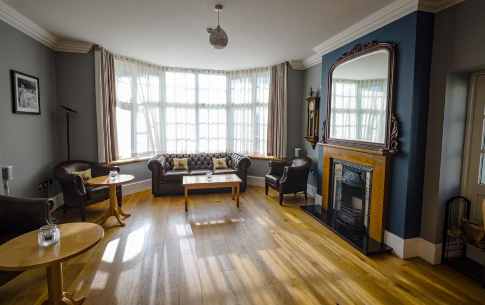 Superior Double or Twin Room with Terrace