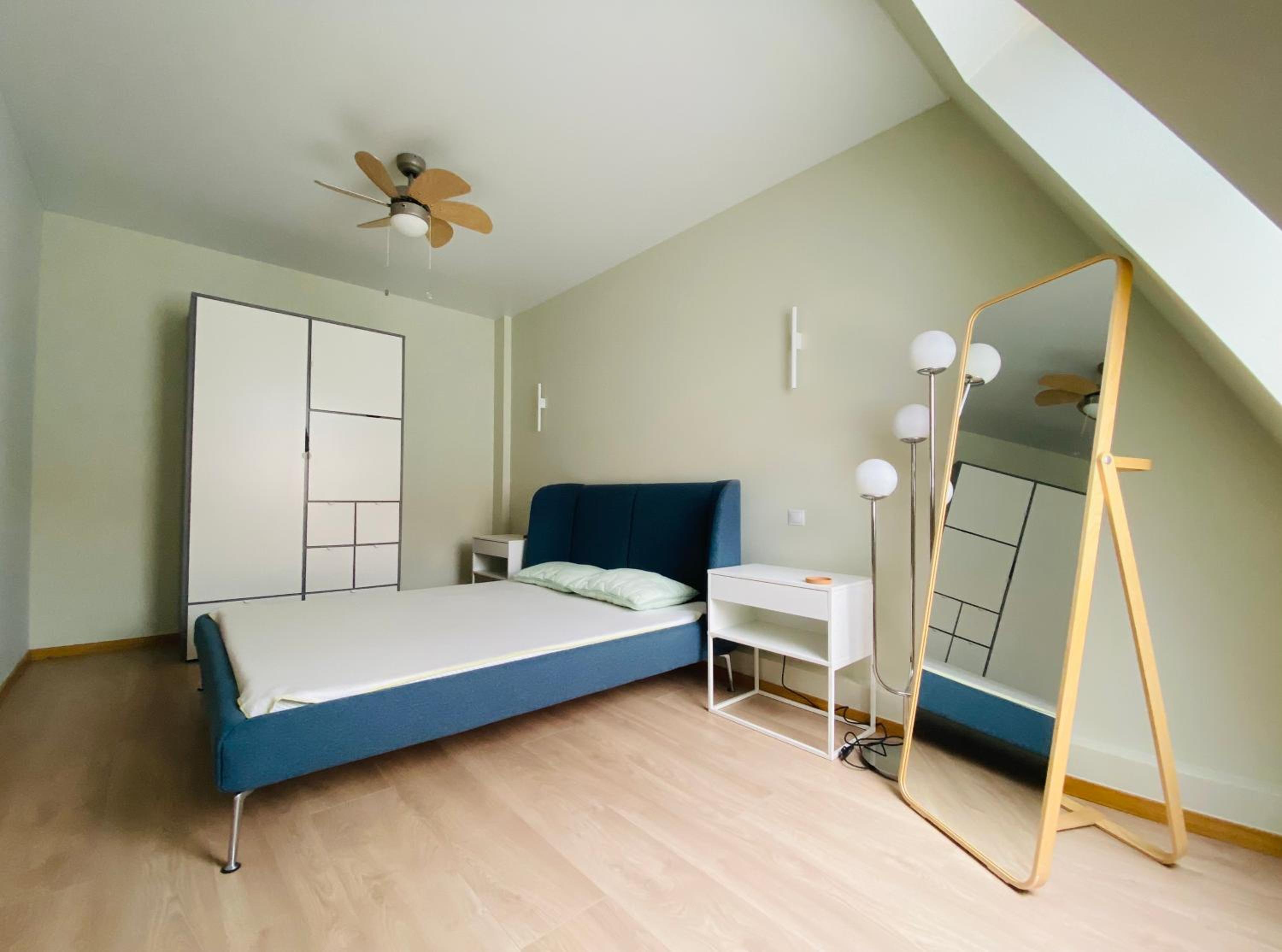 One-Bedroom Apartment photo 3