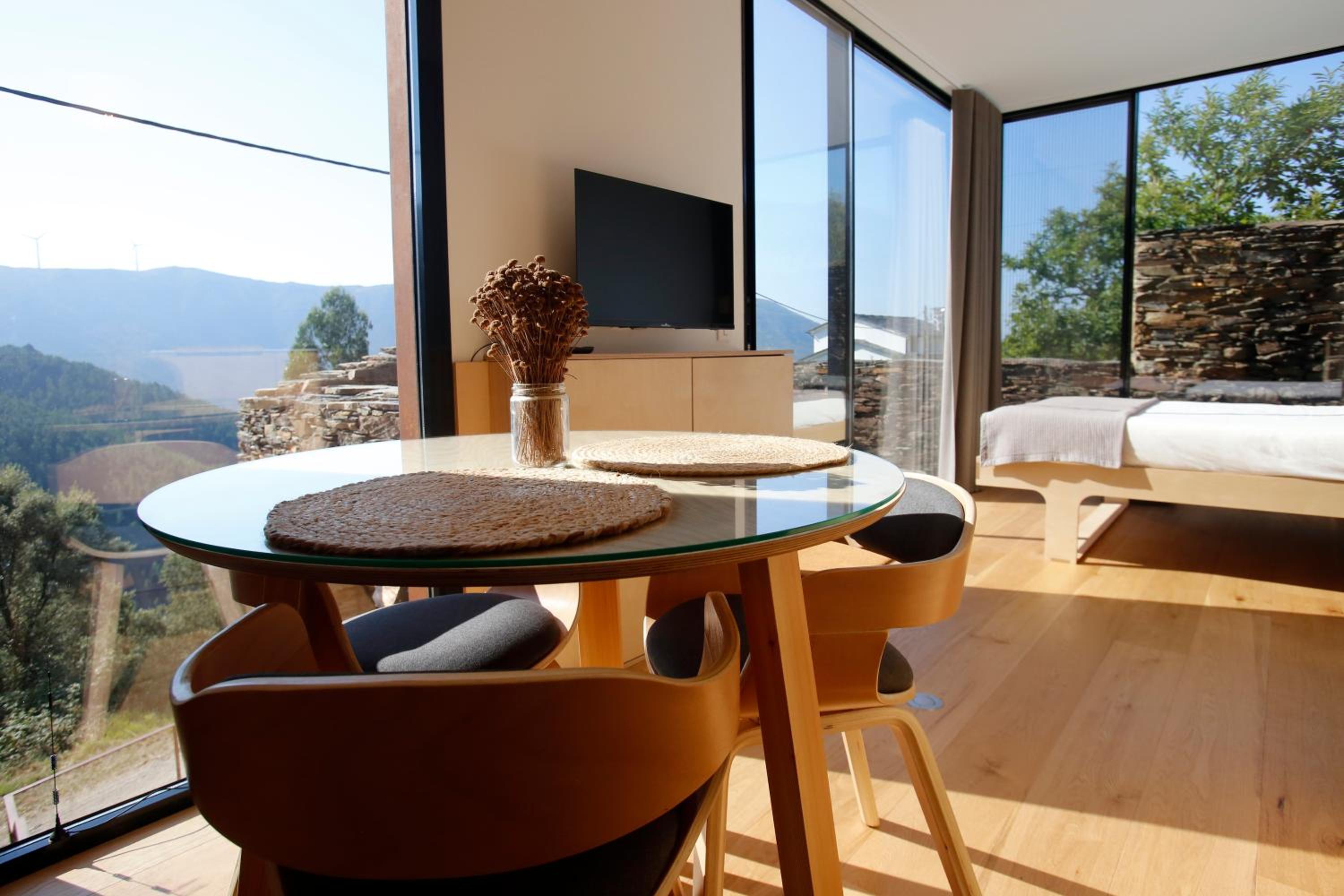 One-Bedroom House - Photo 13