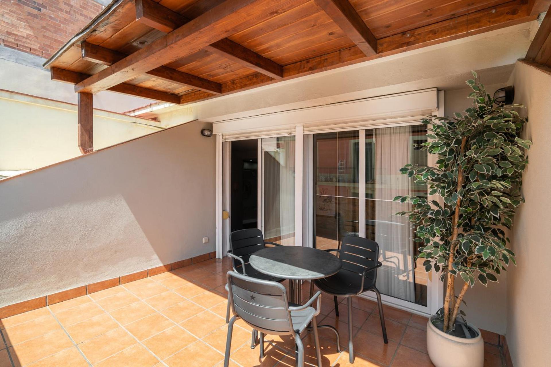 Apartment with Terrace photo 2