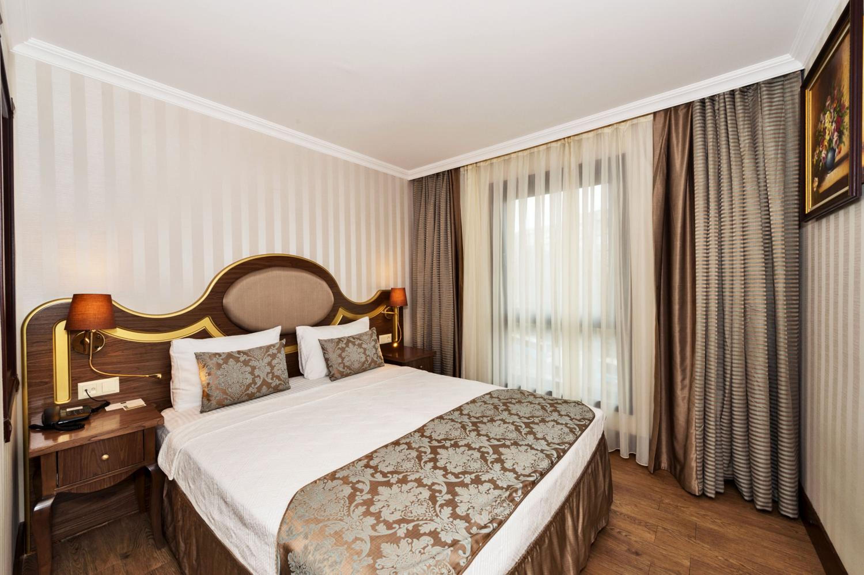 Standard Double or Twin Room photo 2