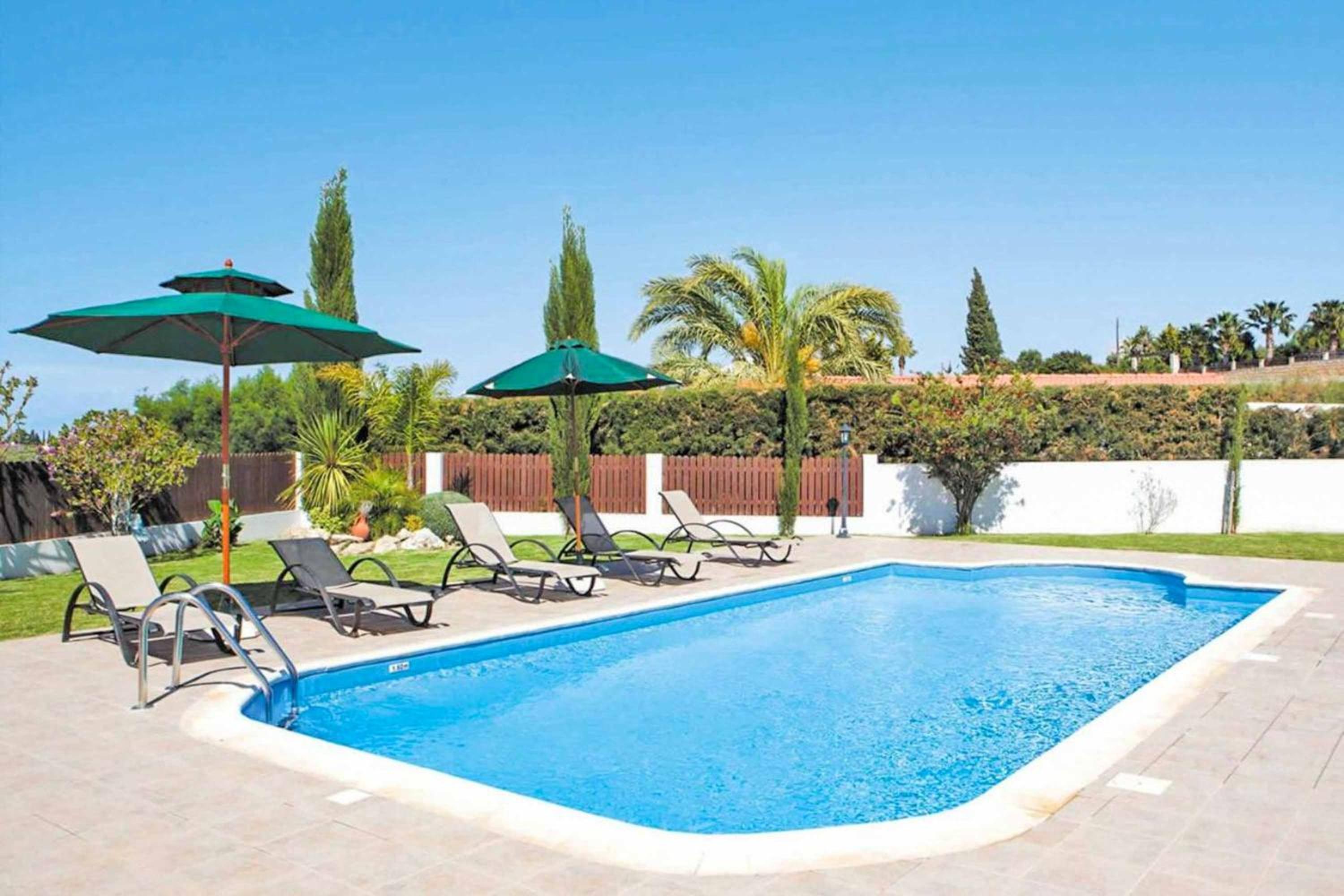 Villa photo 3