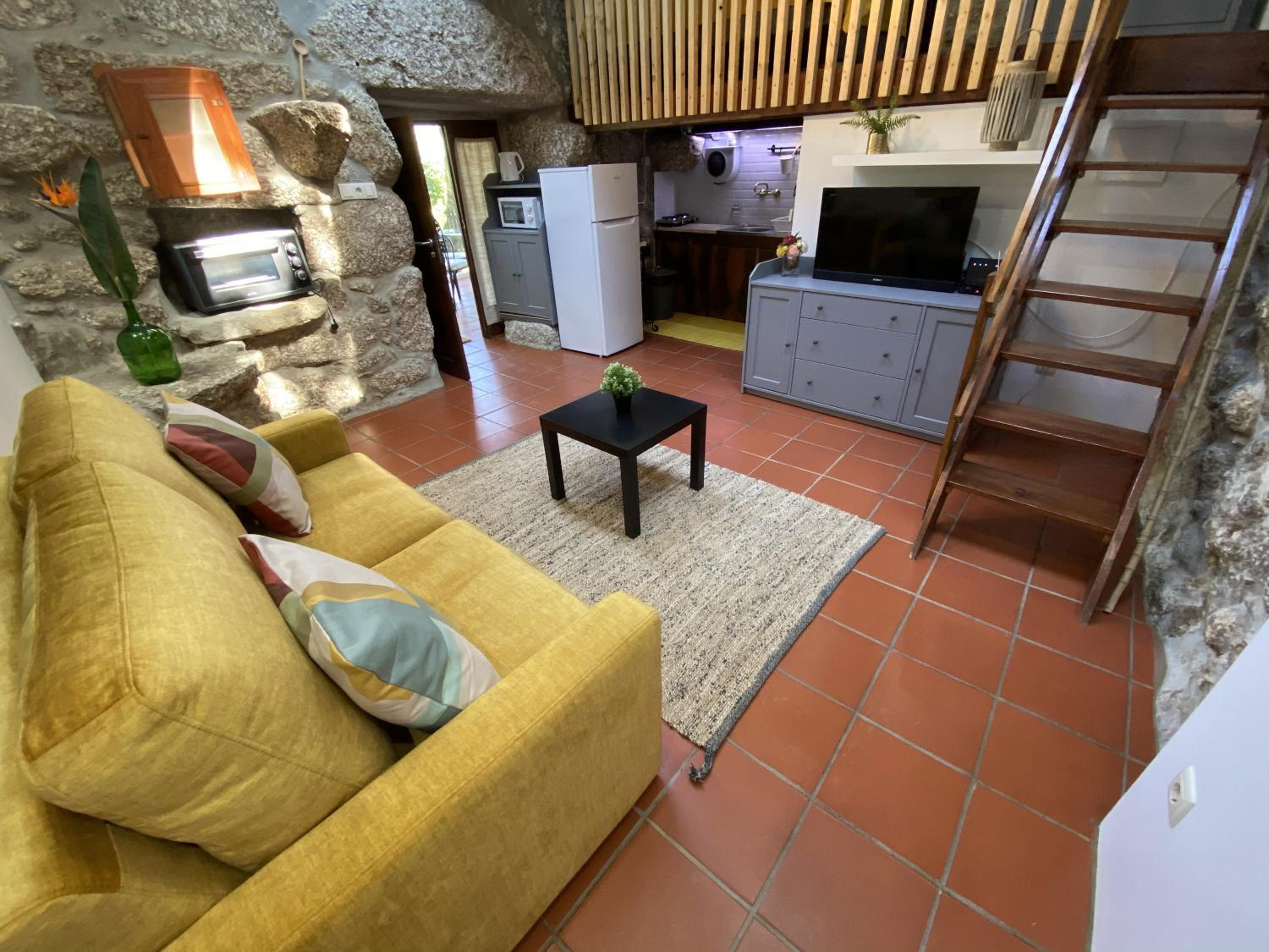 One-Bedroom House photo 1