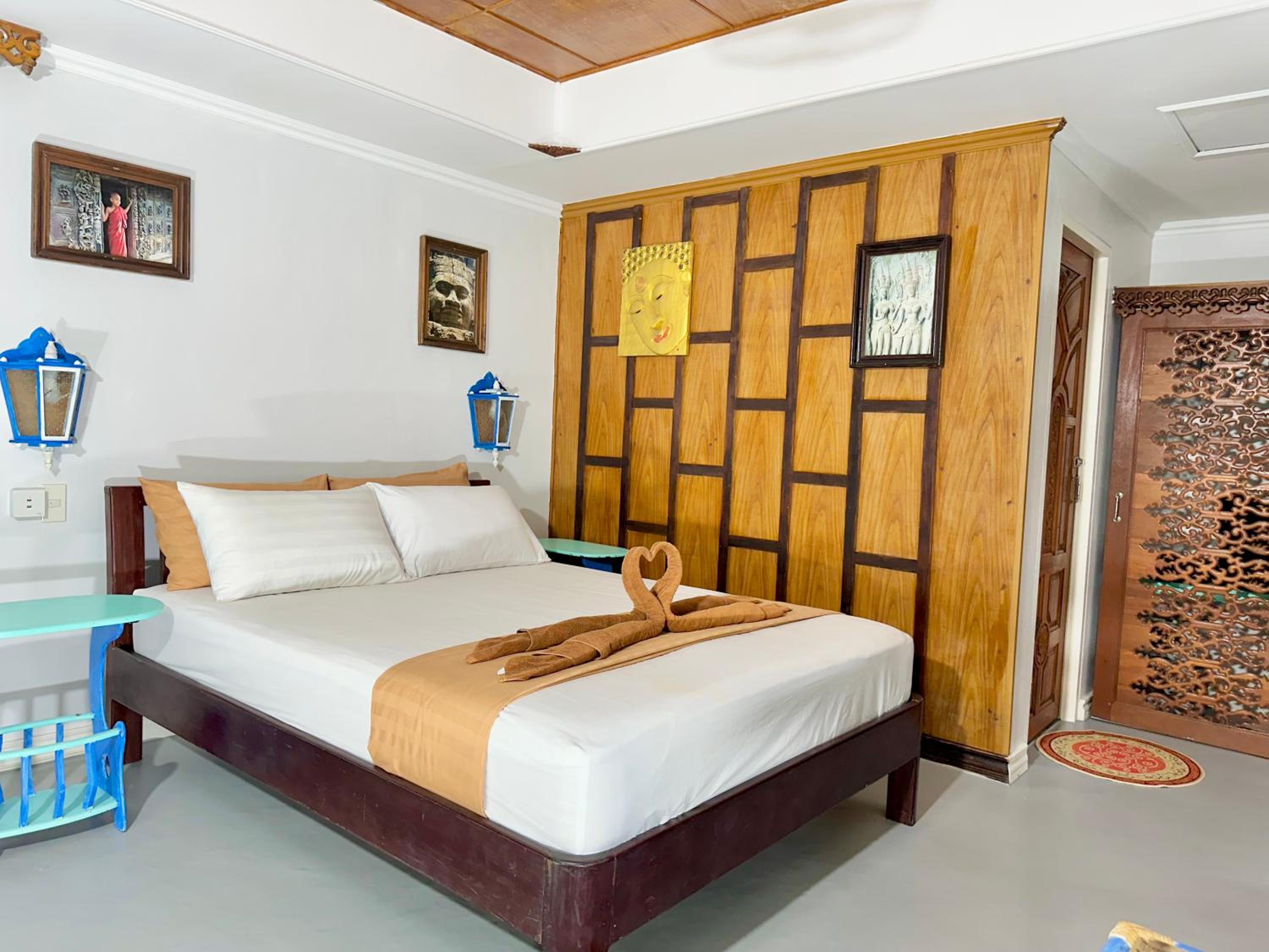 Junior Suite with Garden View