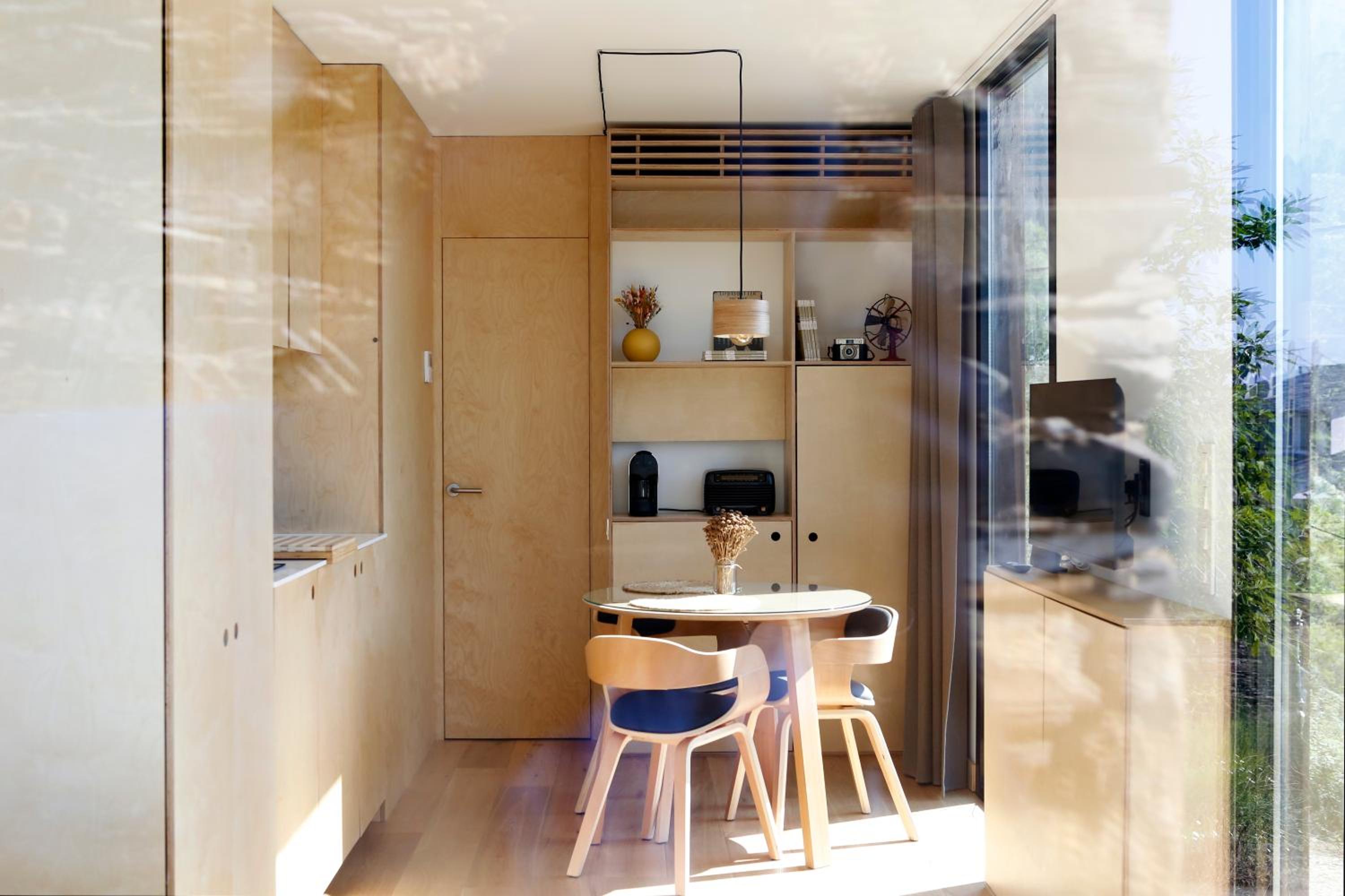 One-Bedroom House - Photo 19