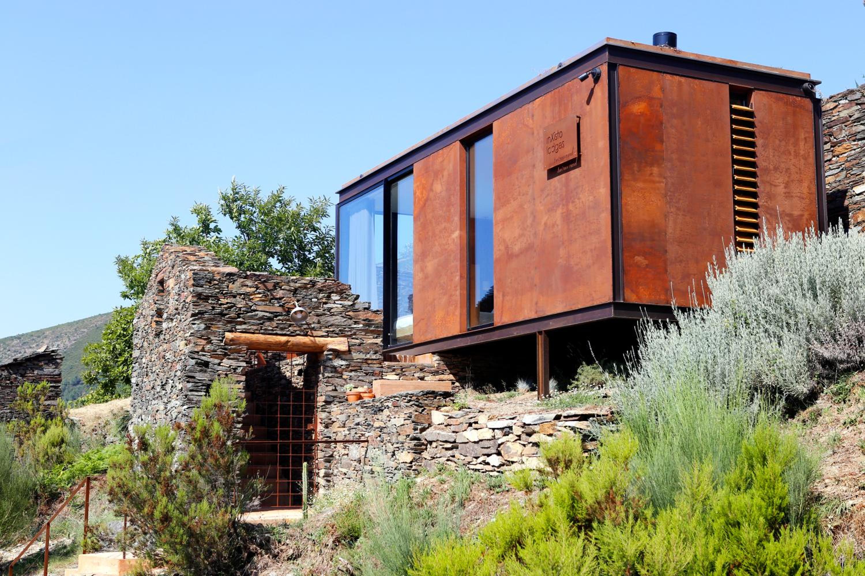 One-Bedroom House - Photo 23