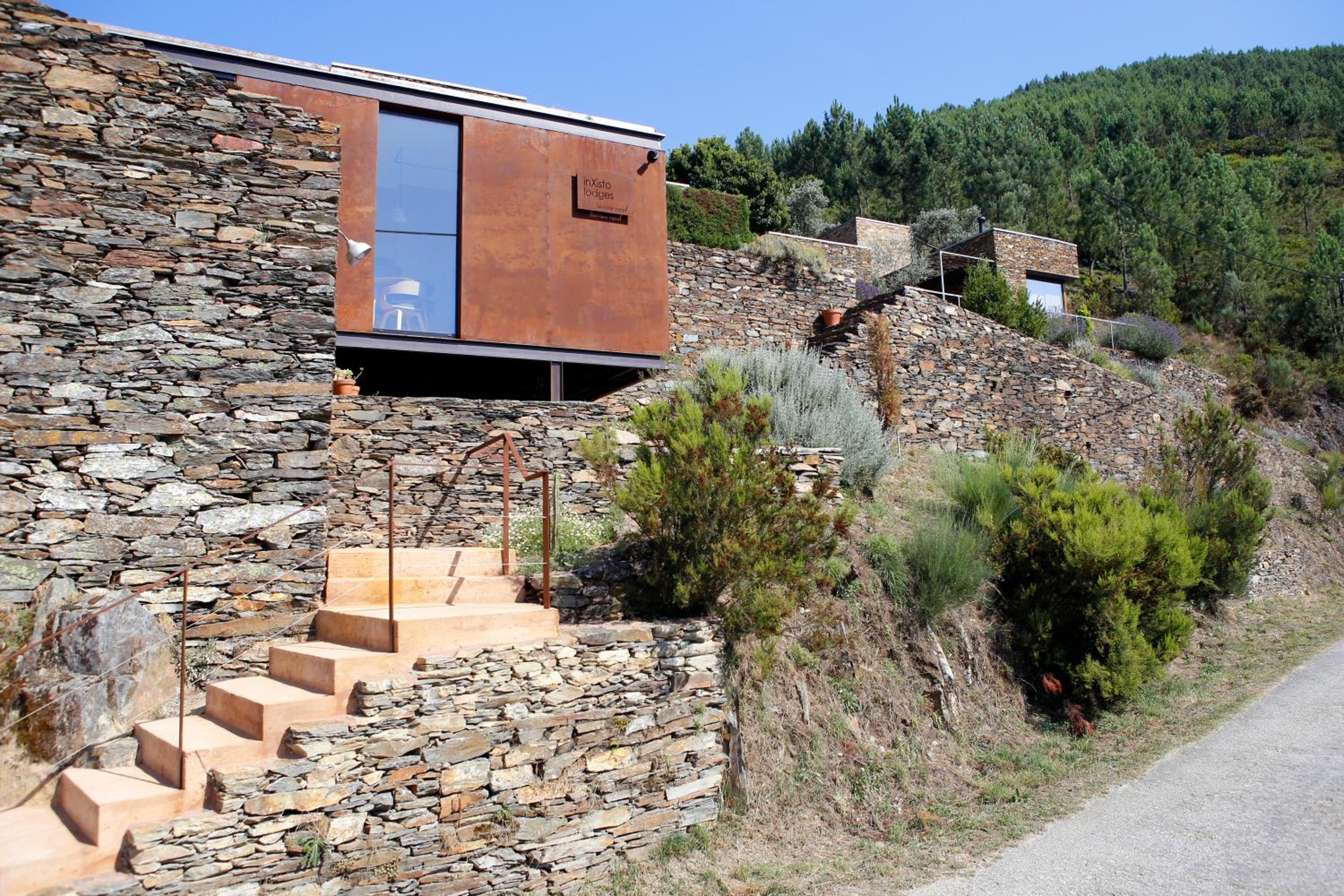 One-Bedroom House - Photo 24
