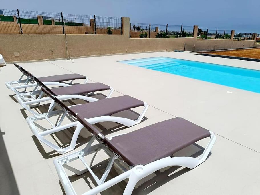 Three-Bedroom Villa photo 2