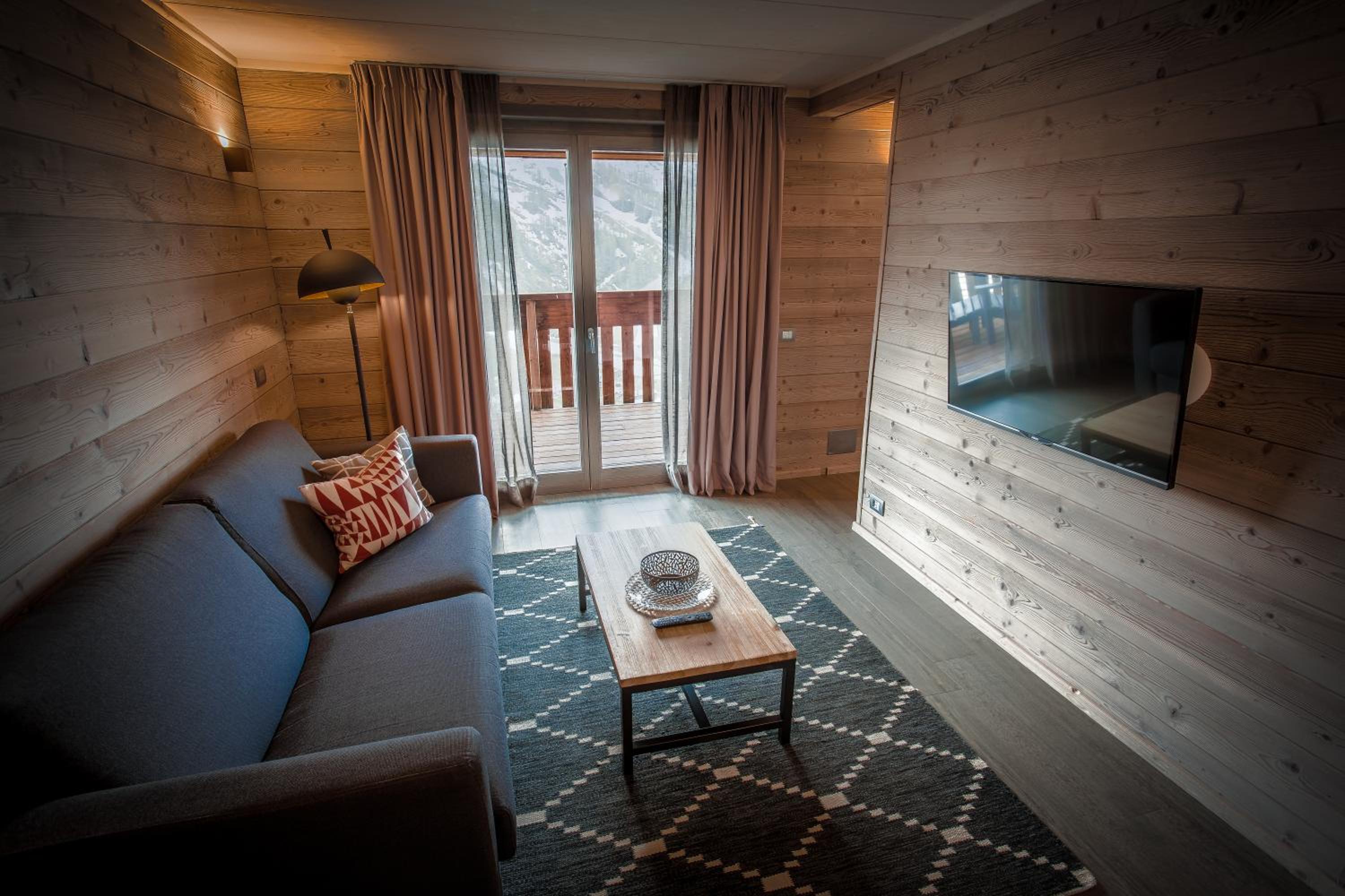 Junior Suite with Balcony