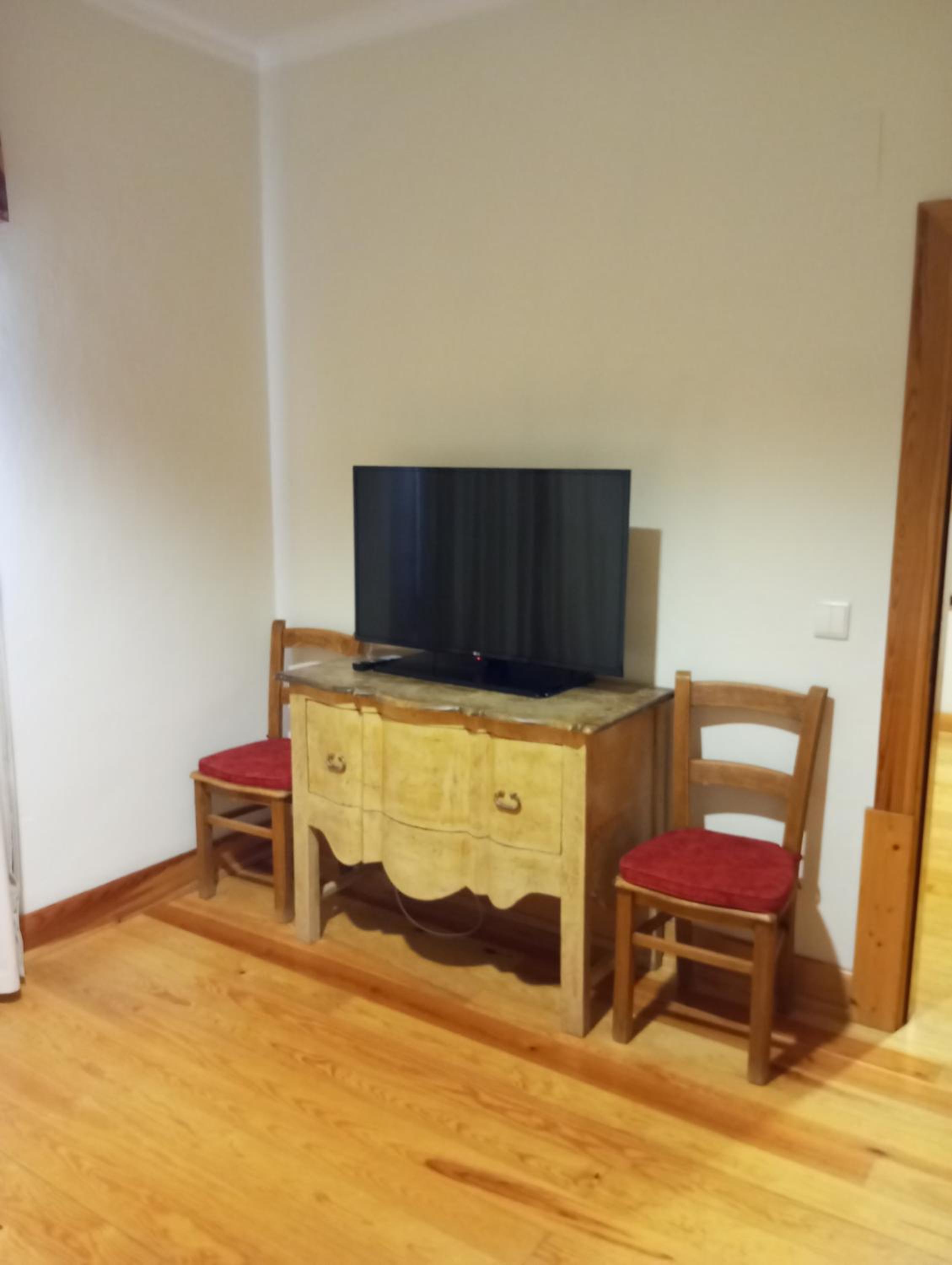 Suite - Photo 2