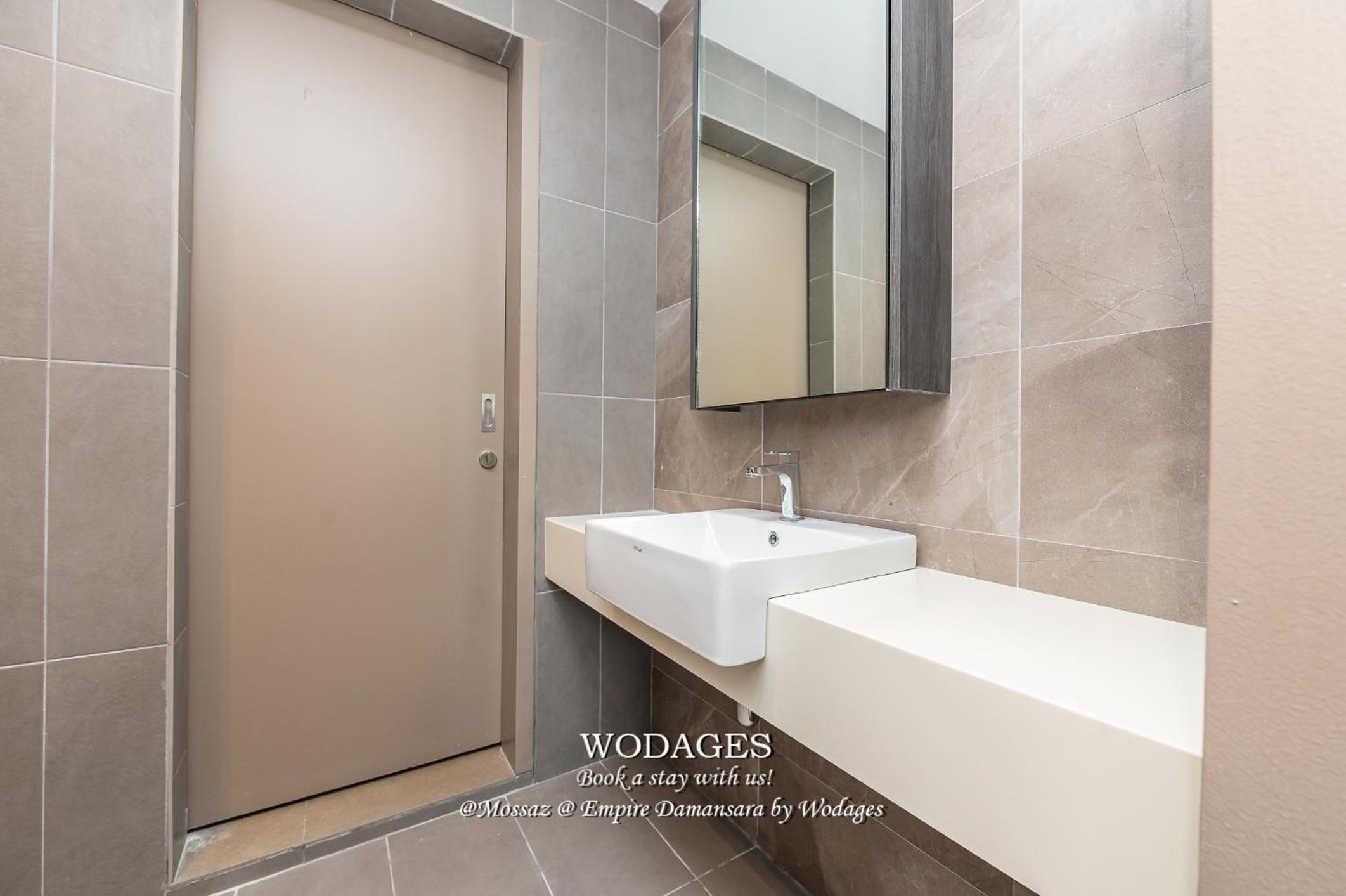 Premium Two-Bedroom Apartment - Photo 12