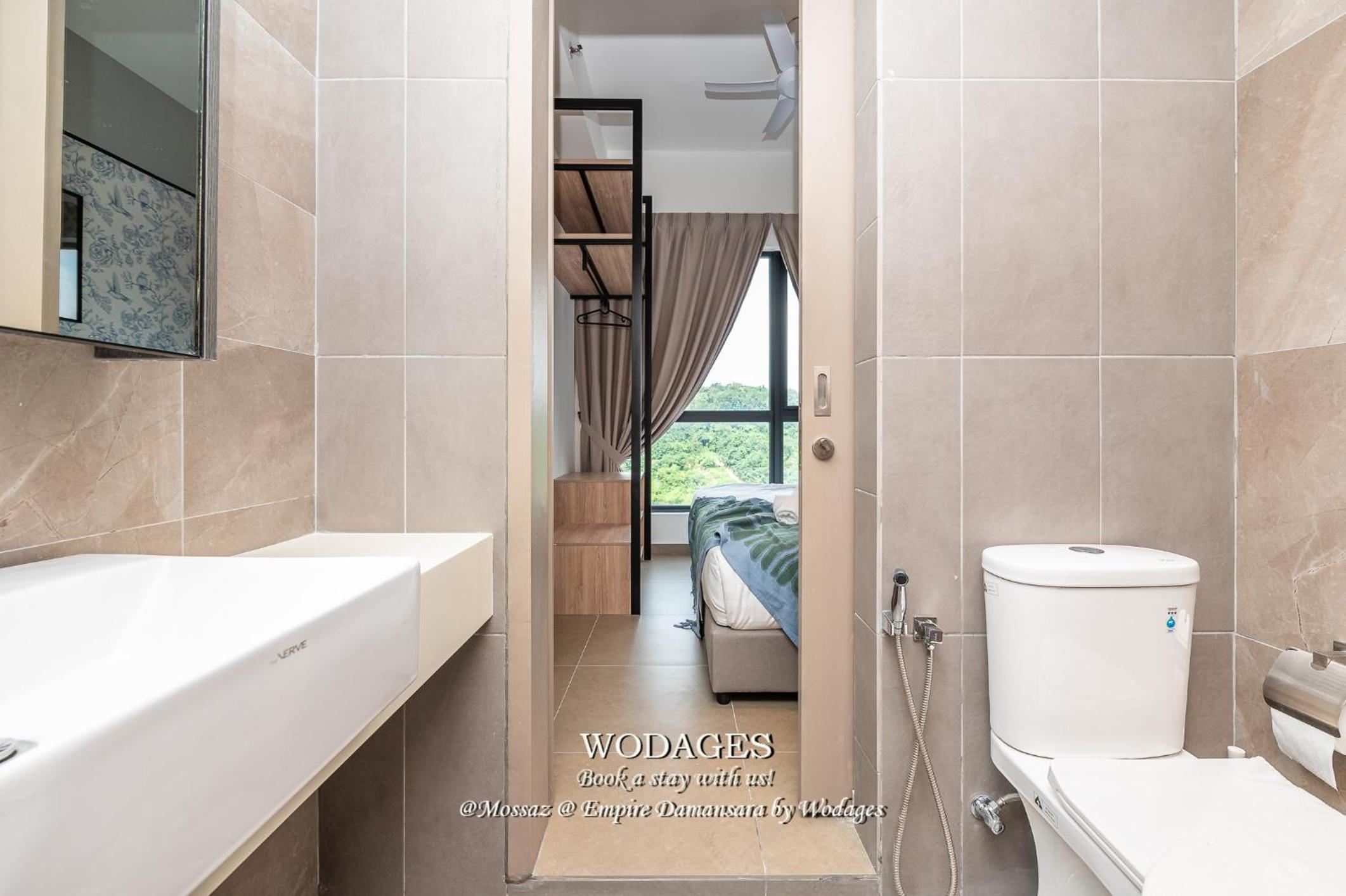 Premium Two-Bedroom Apartment - Photo 16