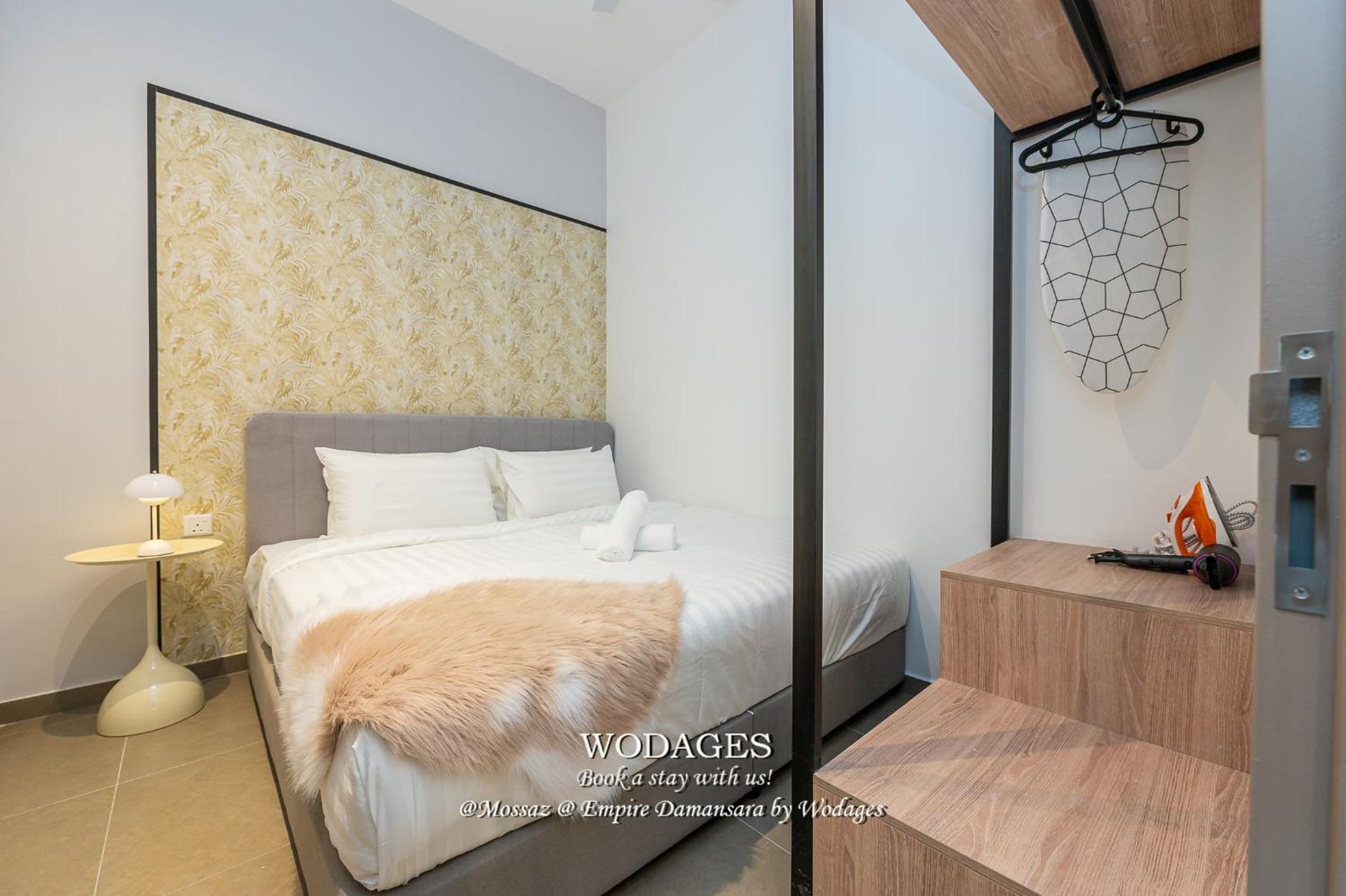 Premium Two-Bedroom Apartment - Photo 21