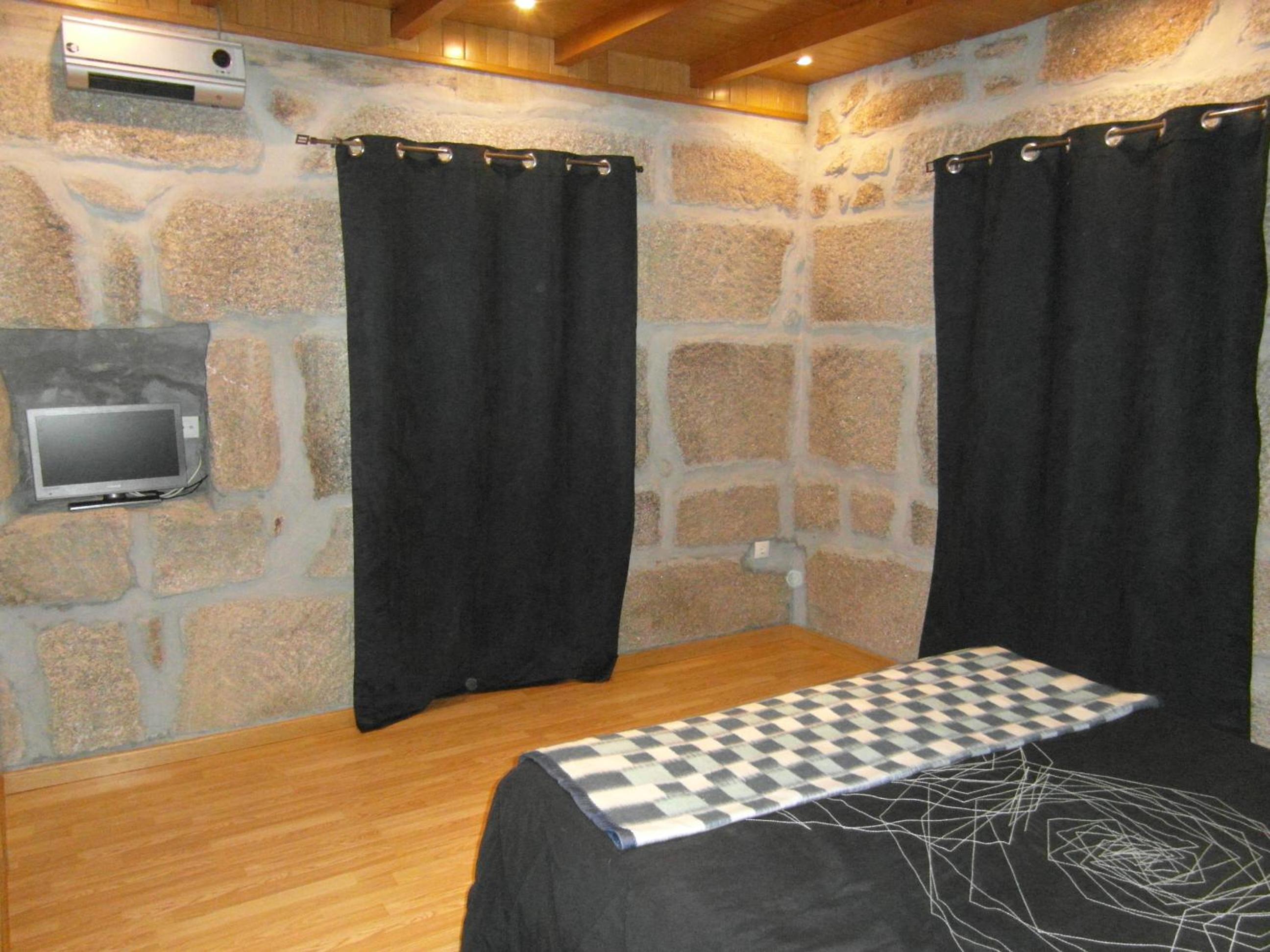Three-Bedroom House photo 3