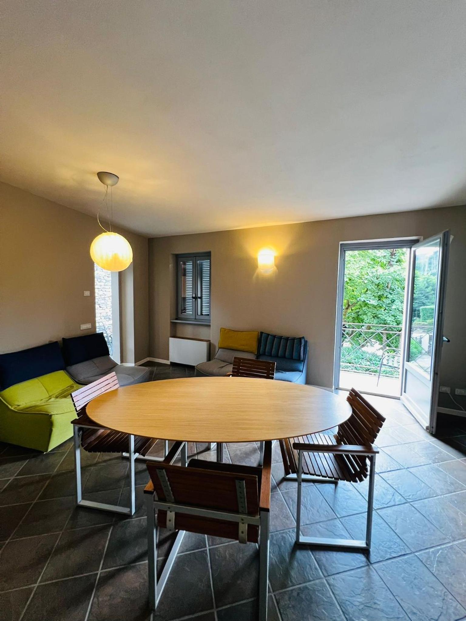 Apartment with Lake View photo 3