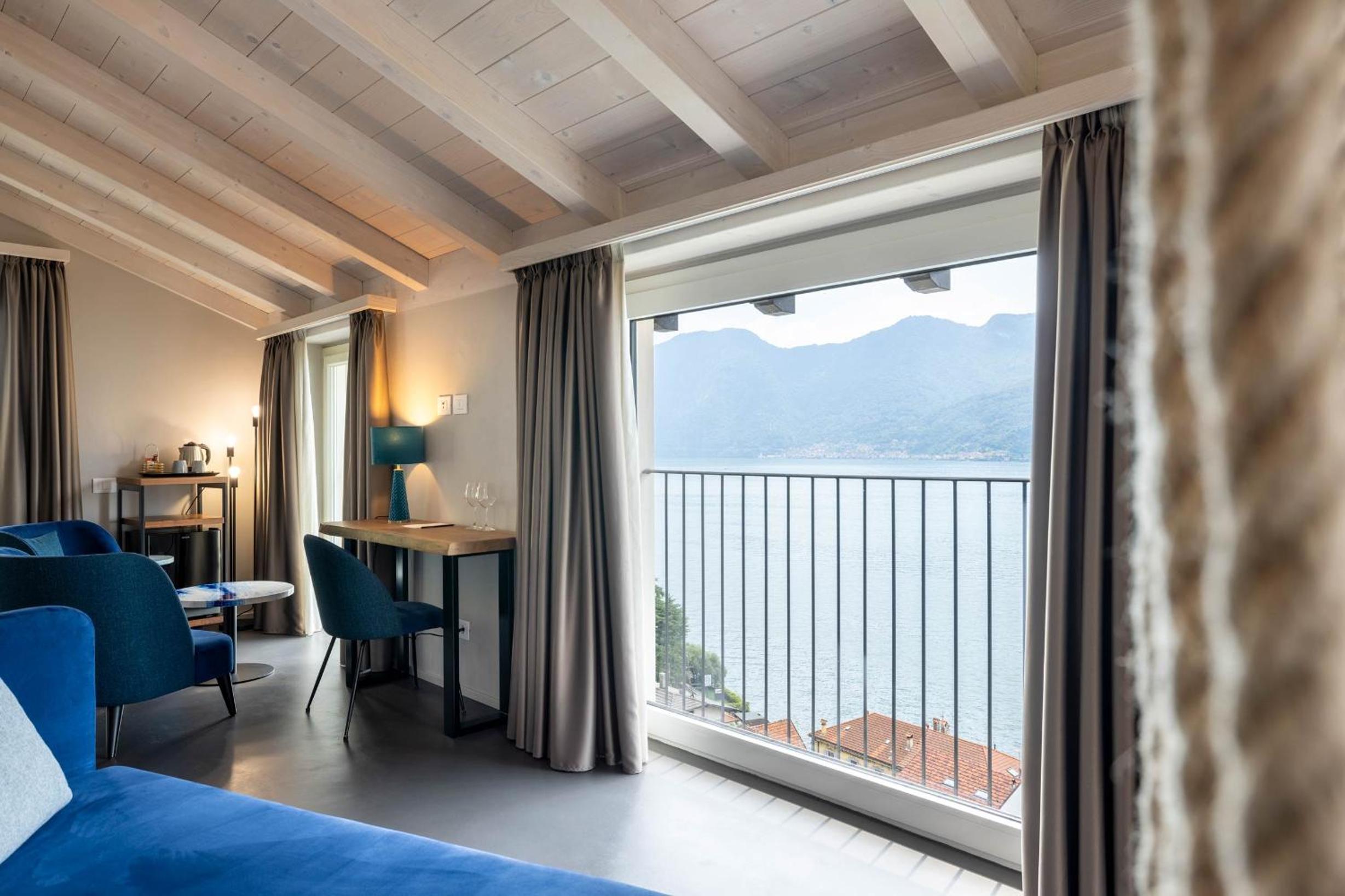 Superior King Suite photo 3