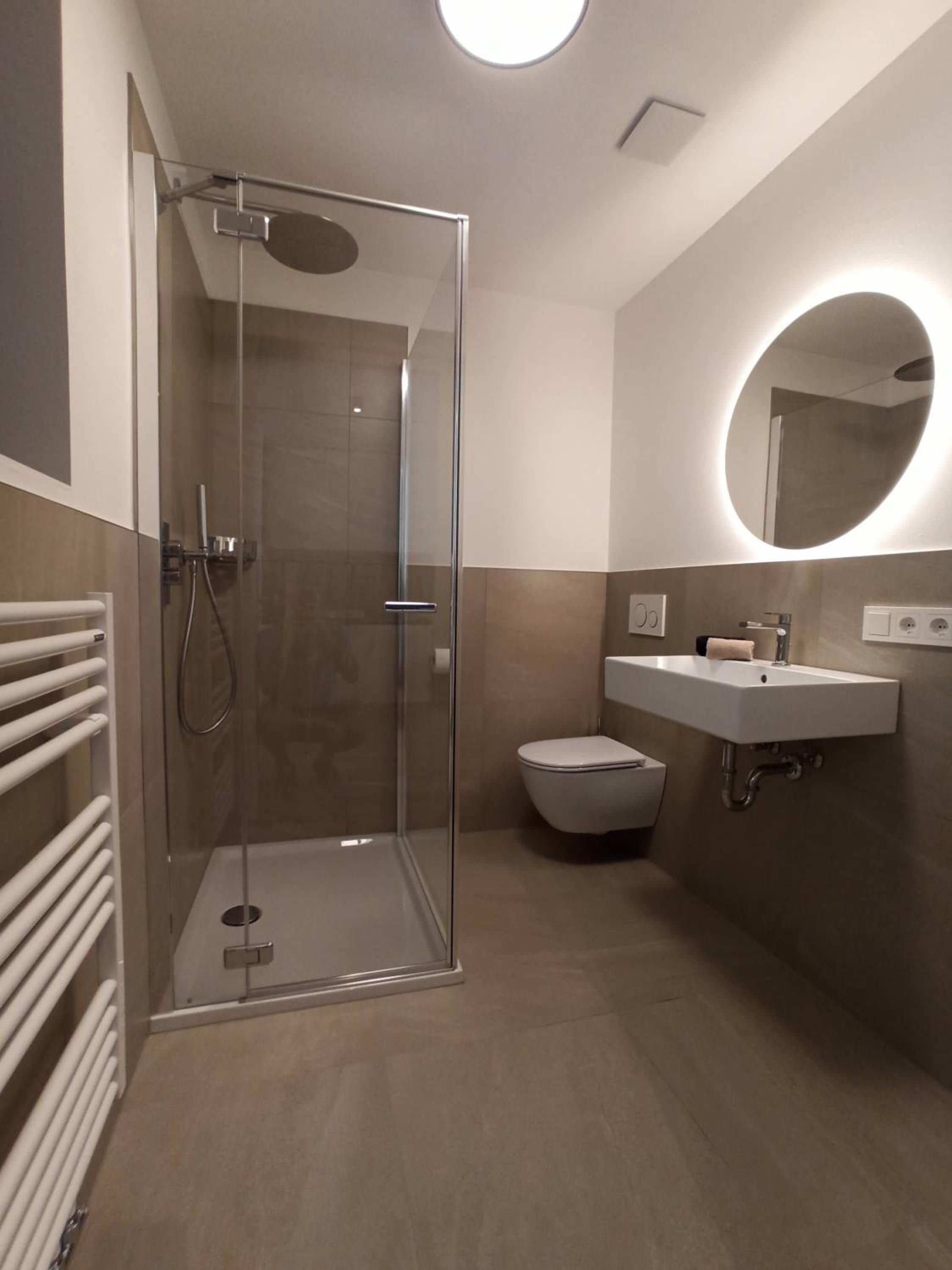 One-Bedroom Apartment with Terrace photo 2