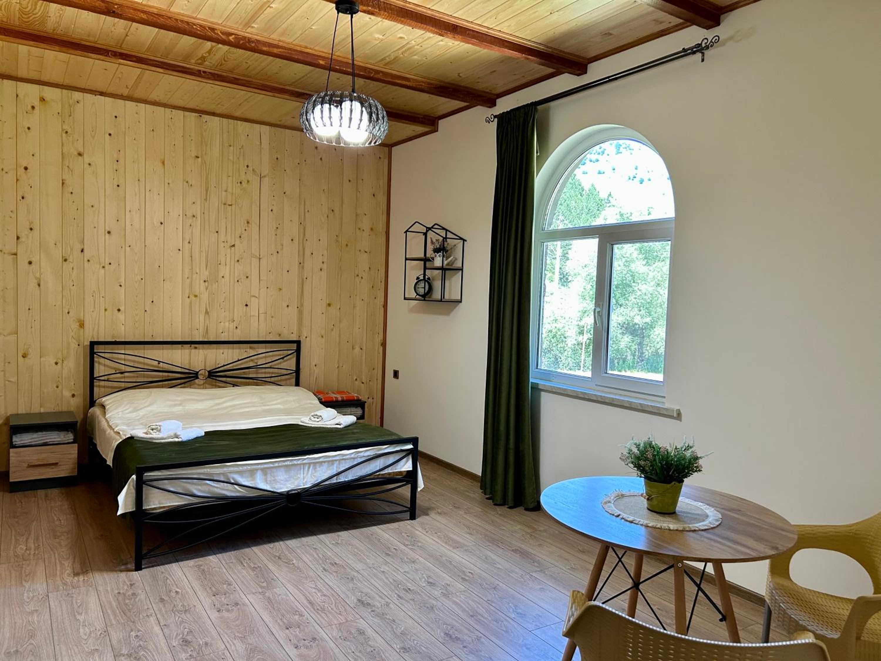 Quadruple Room With Lake View photo 2