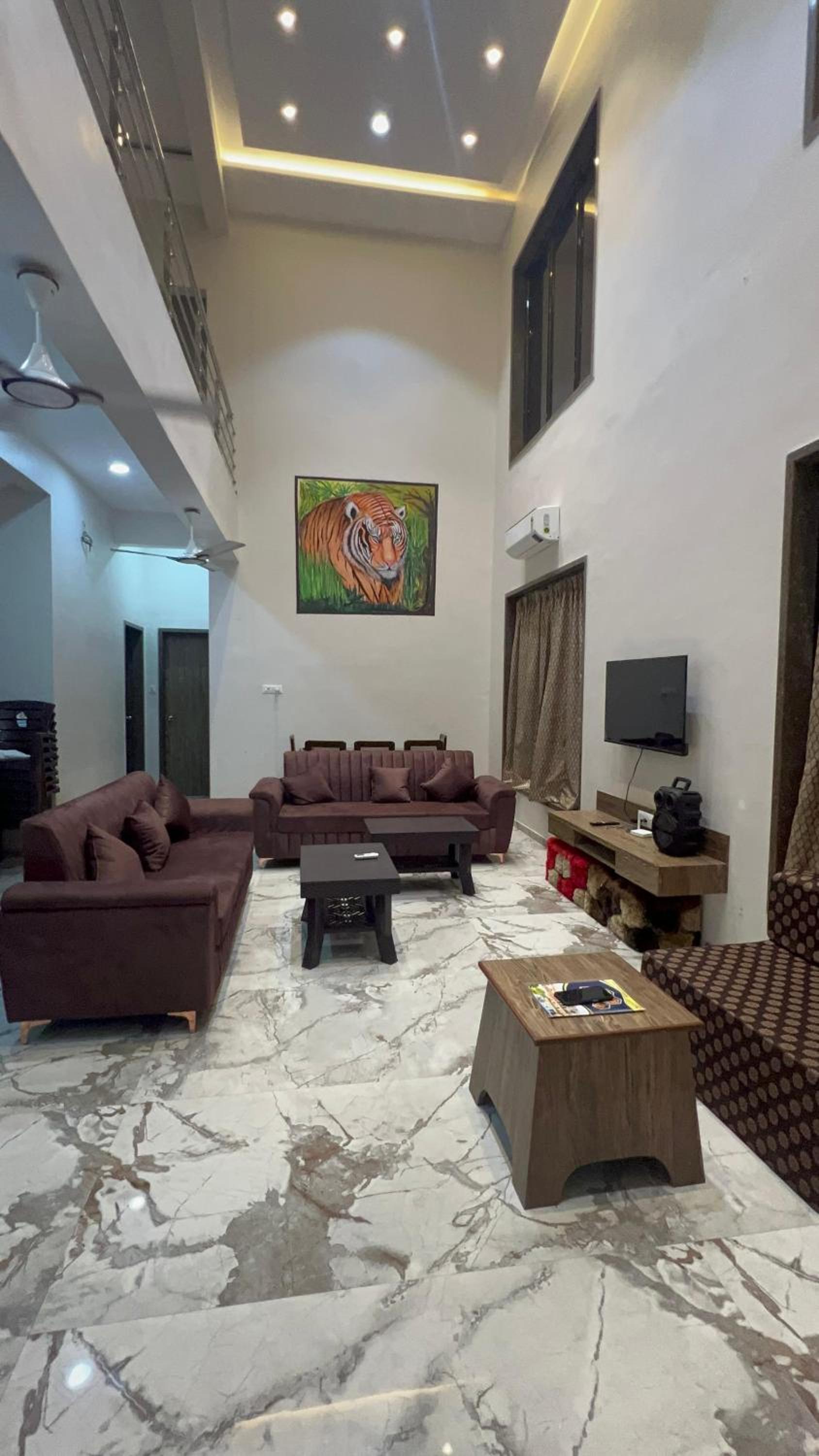 Villa photo 3