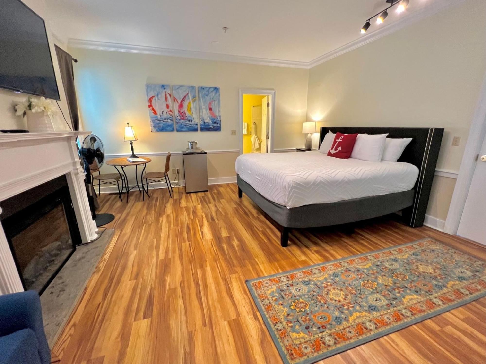 King Room