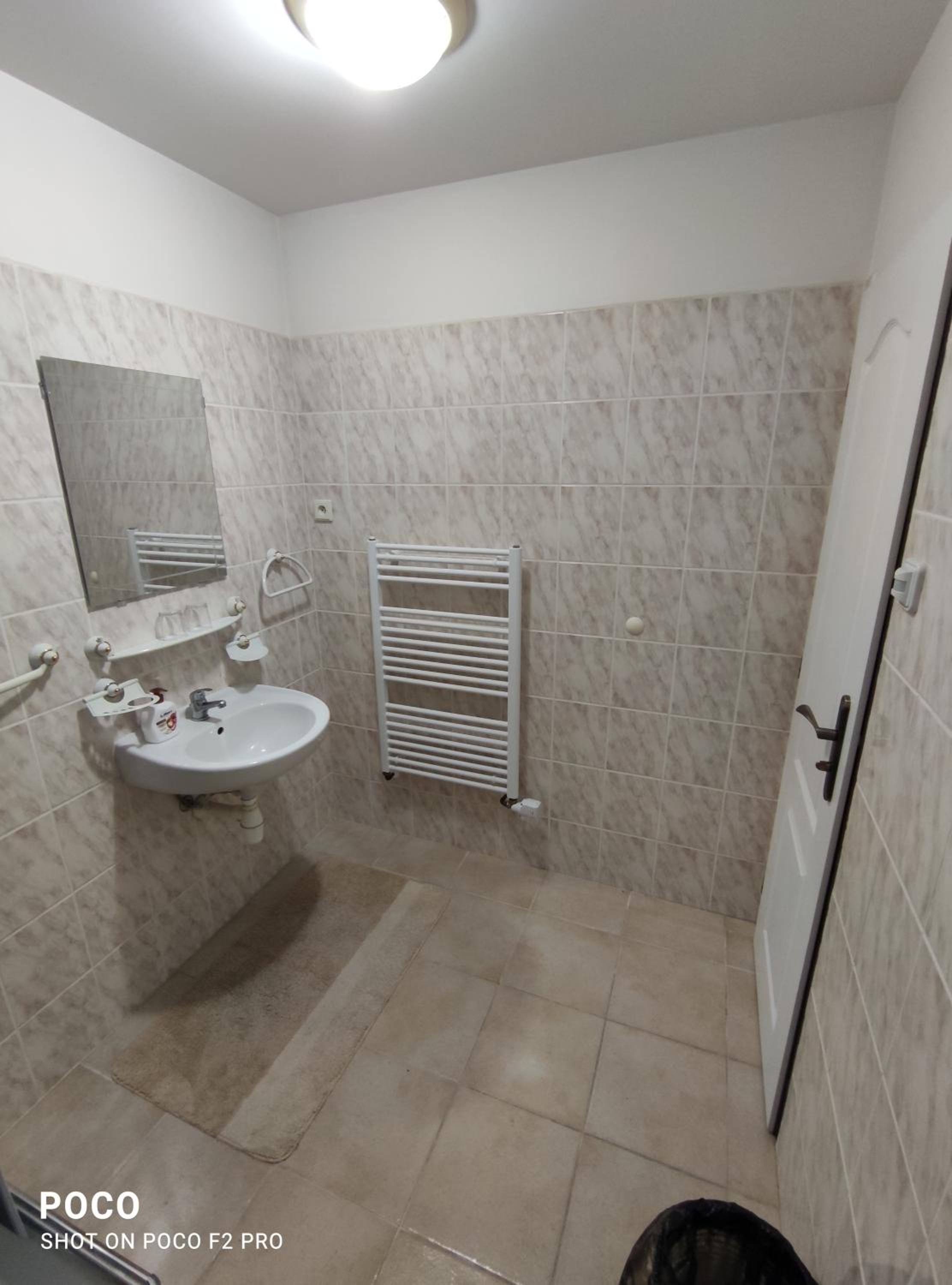 Twin Room with Shower photo 3