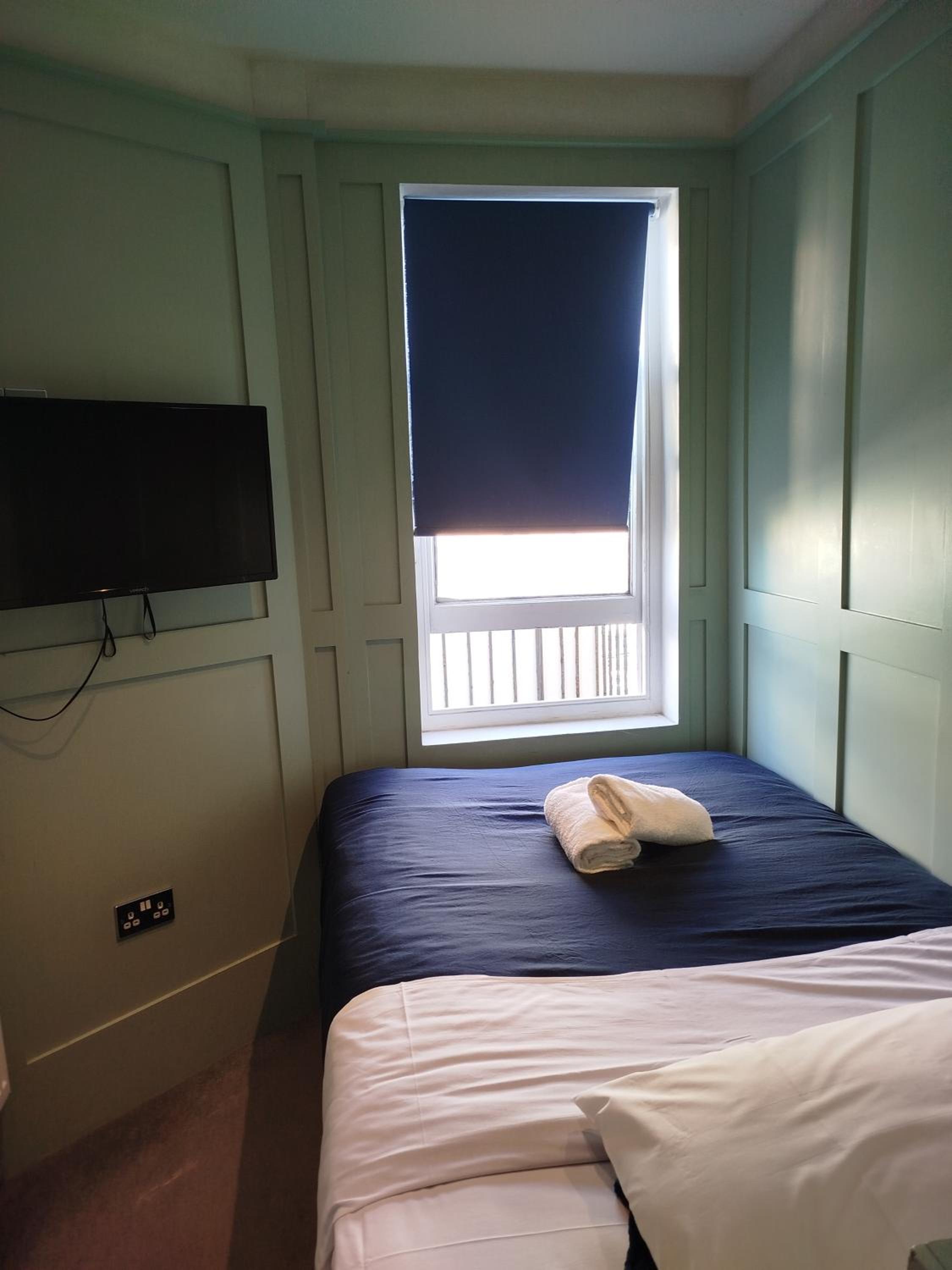 Single Room photo 1