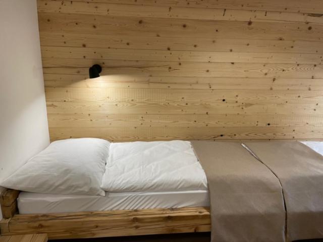 Deluxe Twin Room - Photo 3