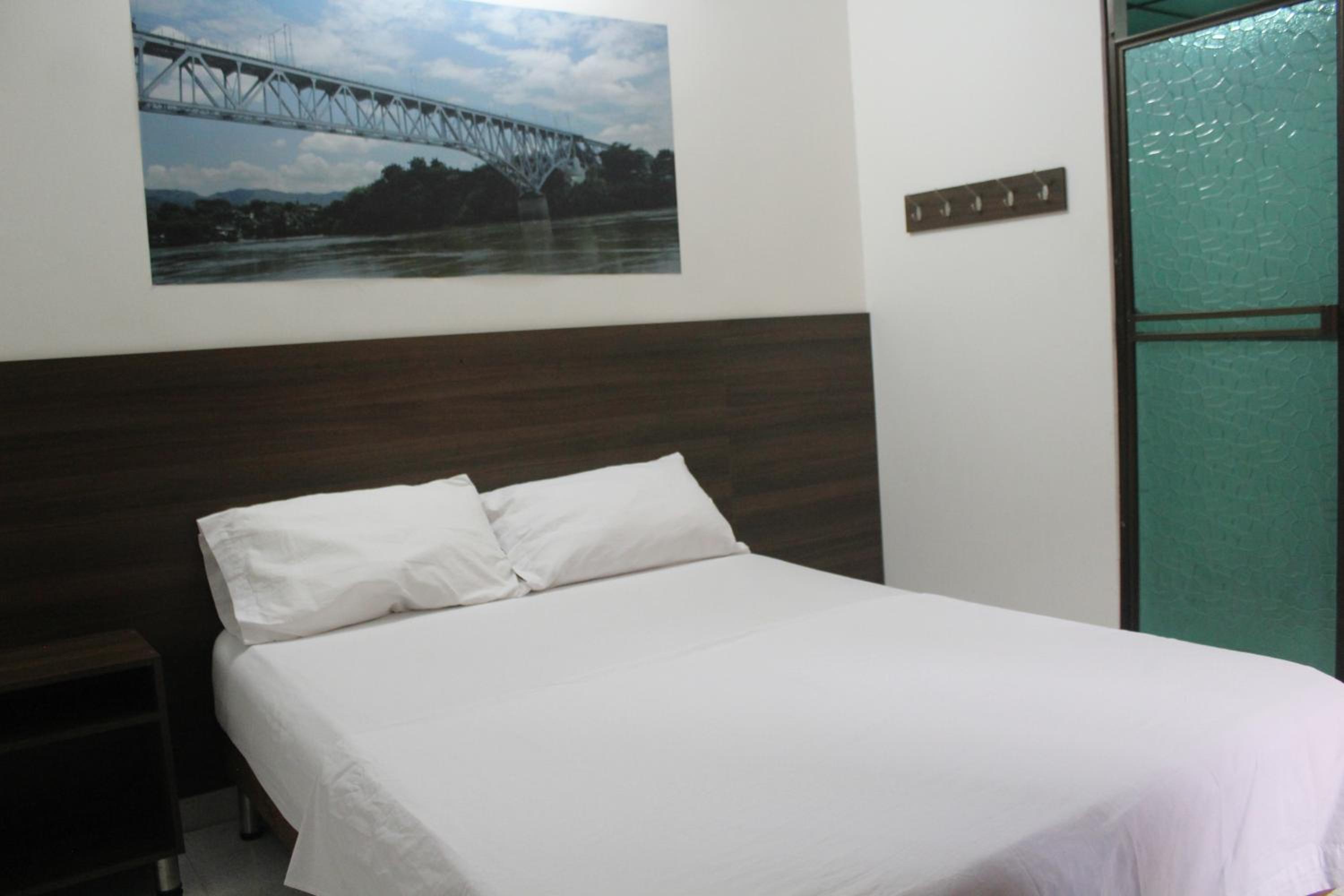 Standard Single Room photo 2