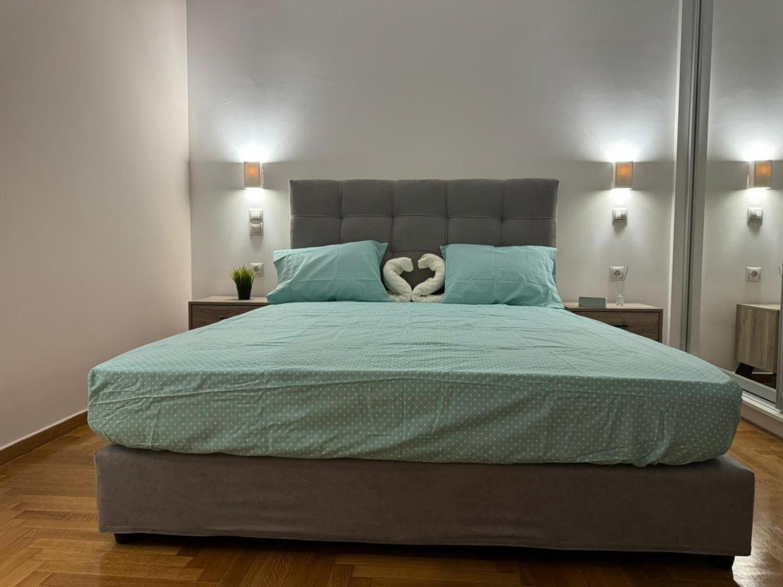 One-Bedroom Apartment photo 3