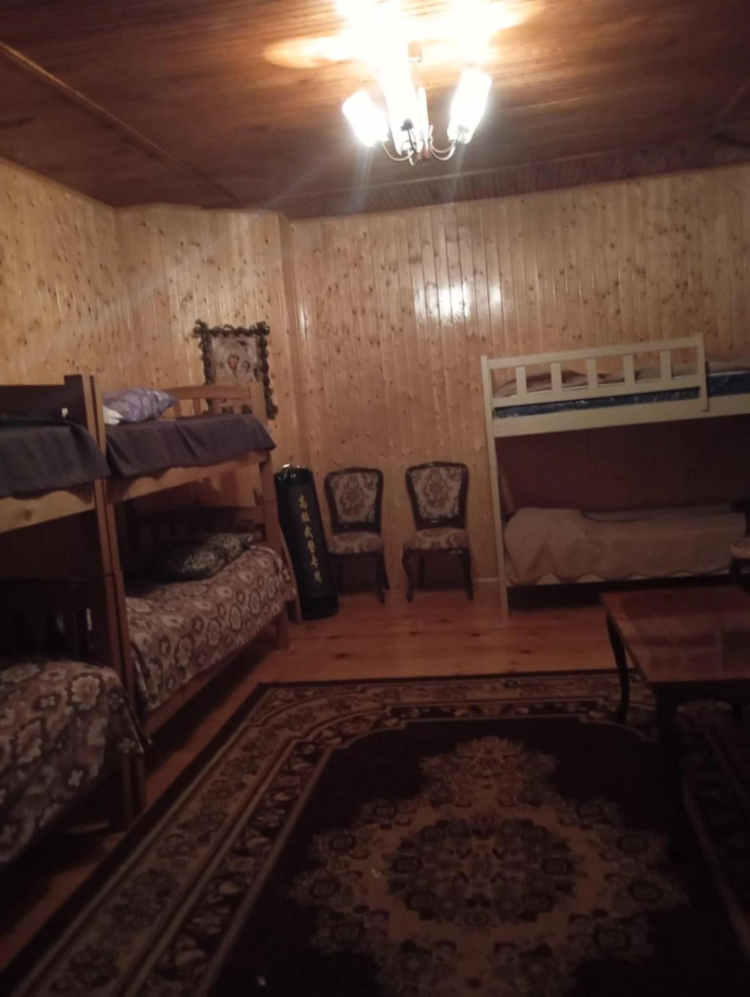 Apartment photo 2