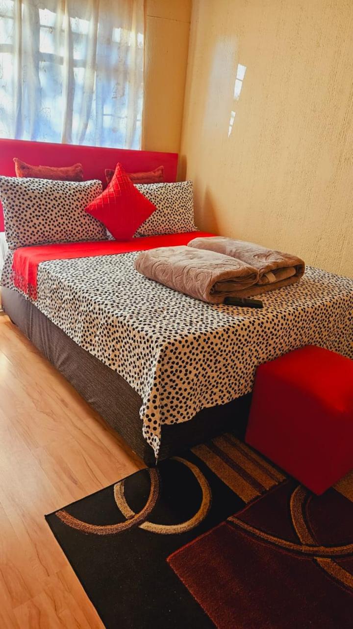 Double Room With Private Bathroom photo 1