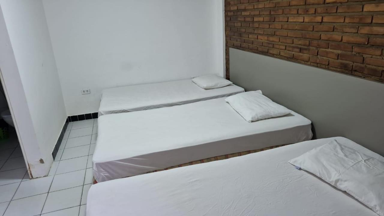 Basic Triple Room photo 2