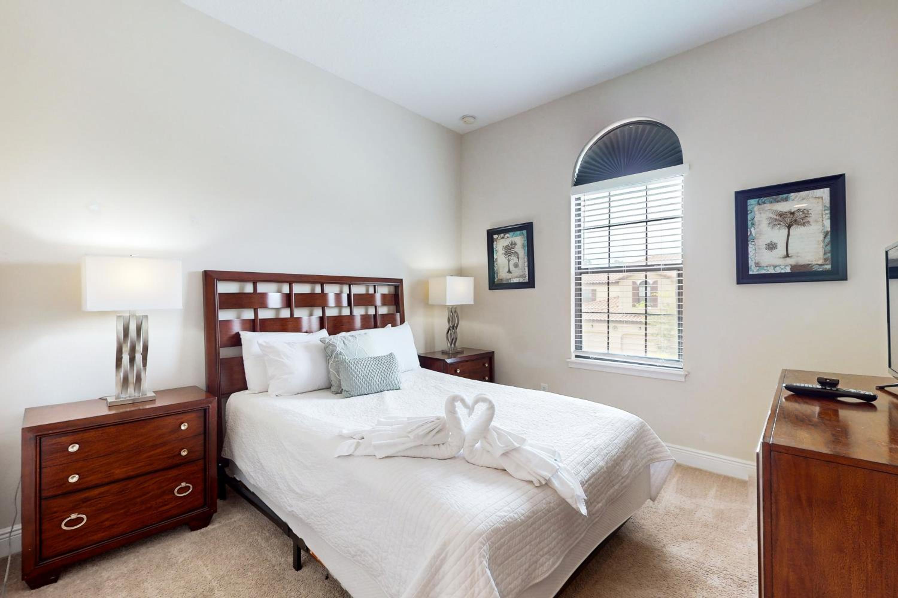 Three-Bedroom House photo 2