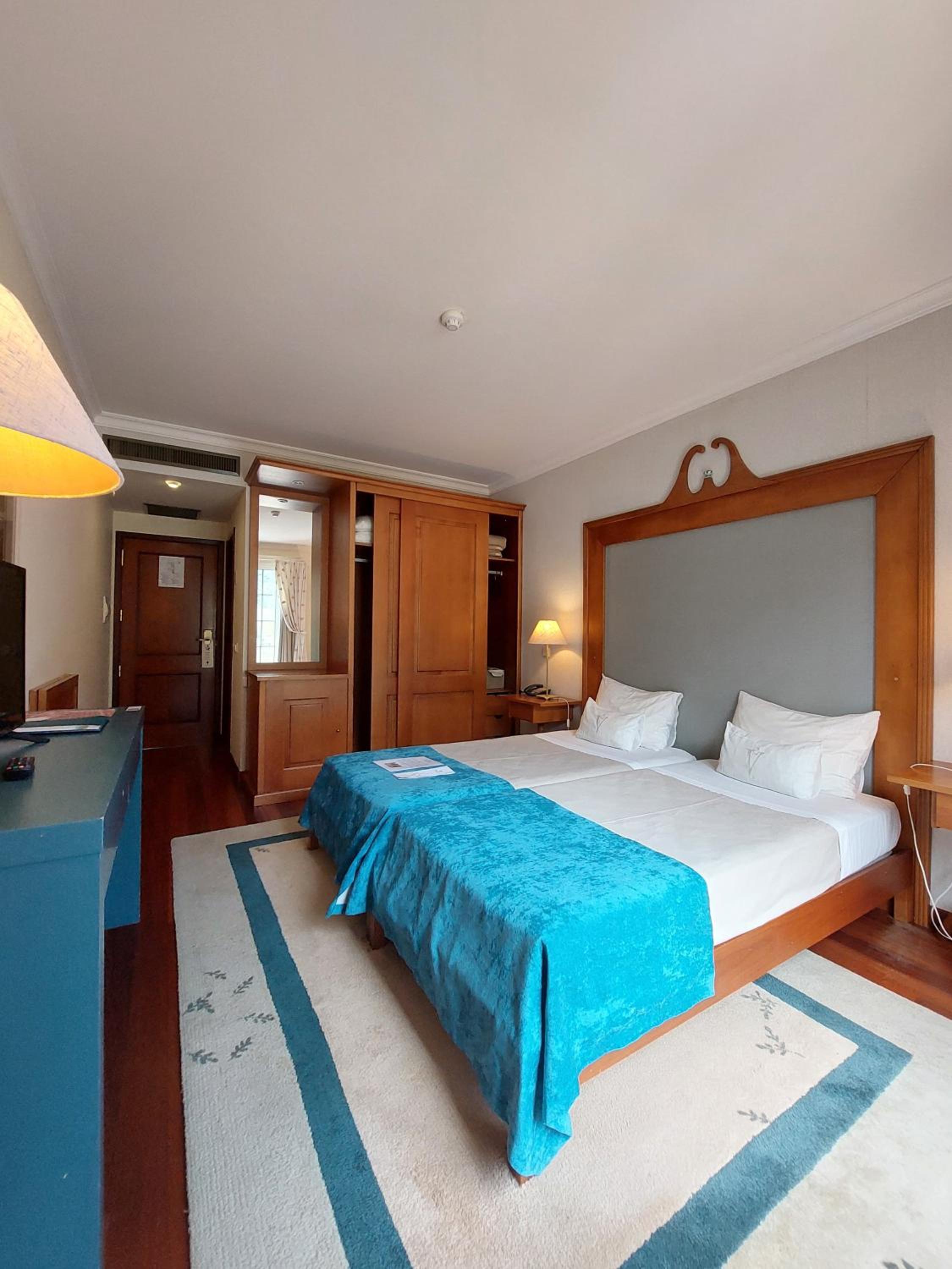 Twin Room with Land View - Photo 1