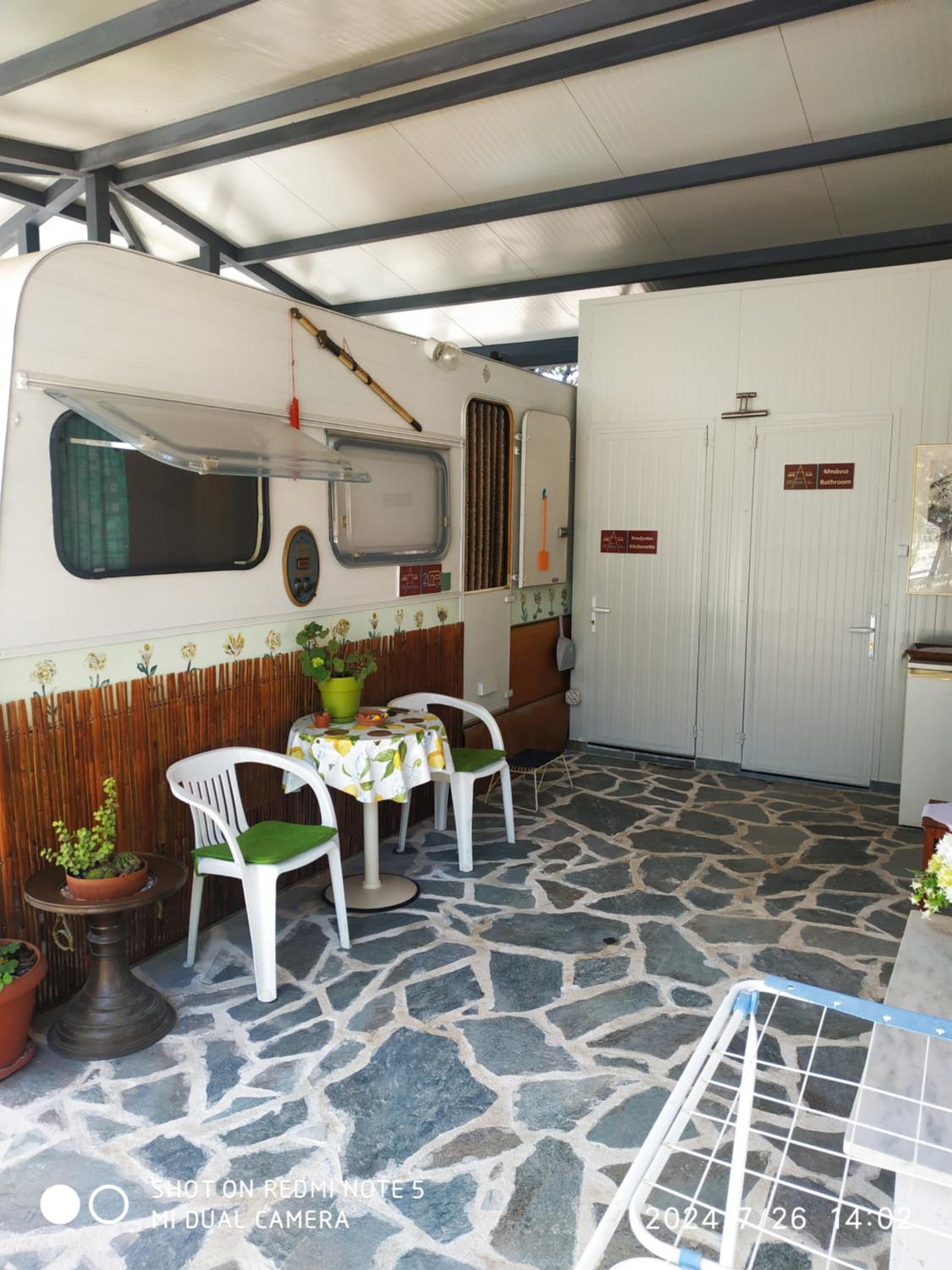 Mobile Home photo 1