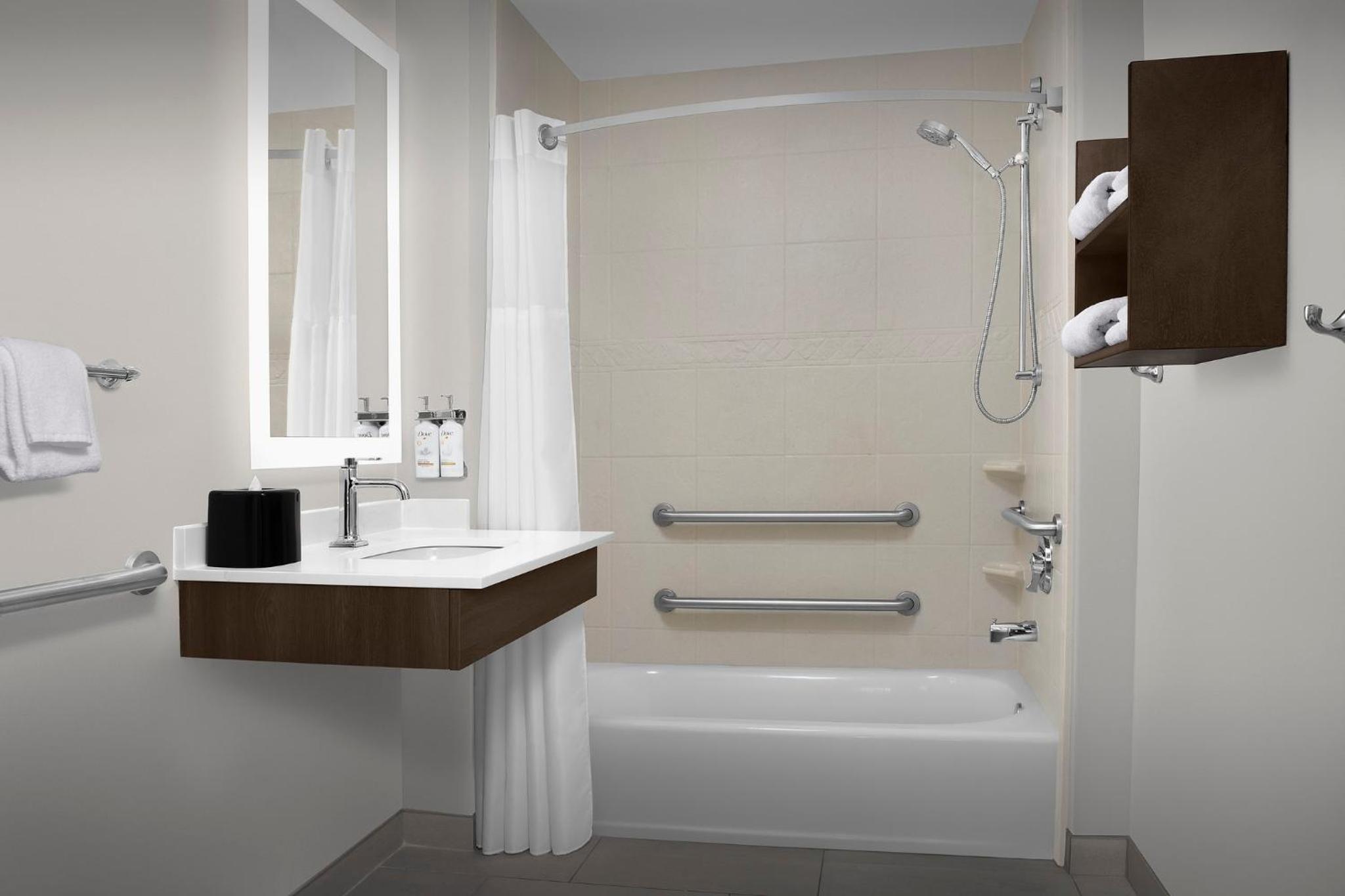 King Studio Suite - Mobility Access Tub/Non-Smoking - Photo 2