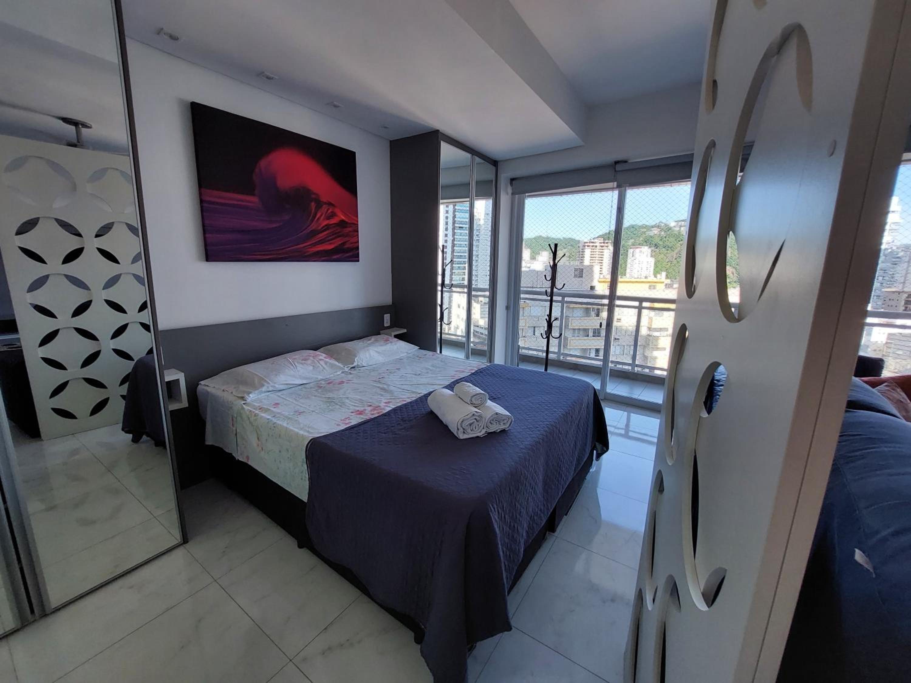 Studio Apartment - Photo 1