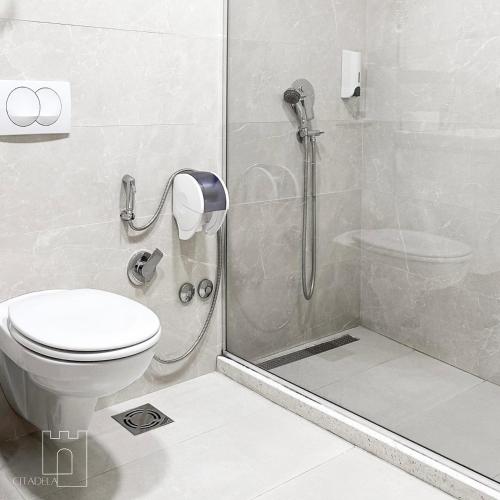 Twin Room with Shower