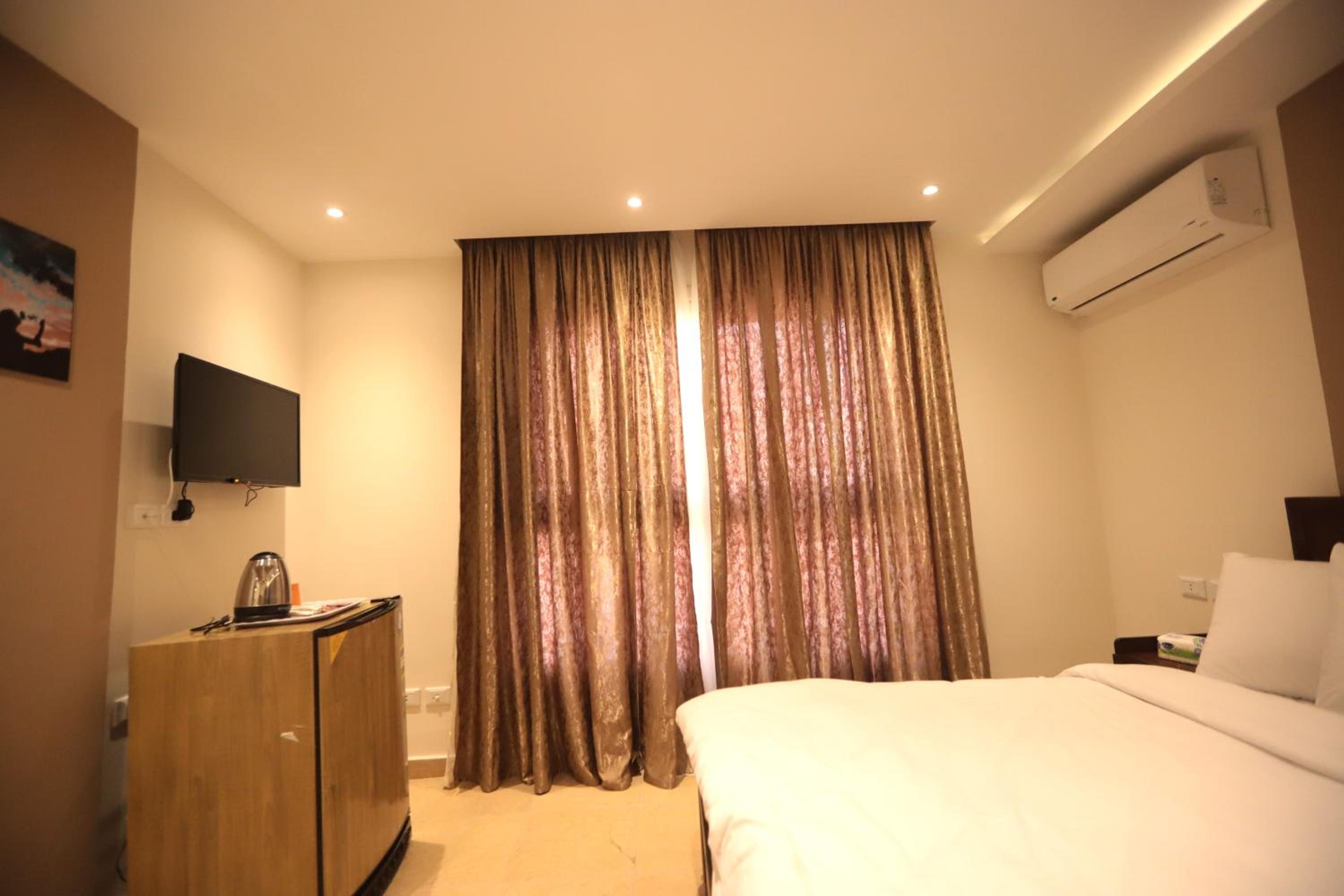 Double Room with Mountain View