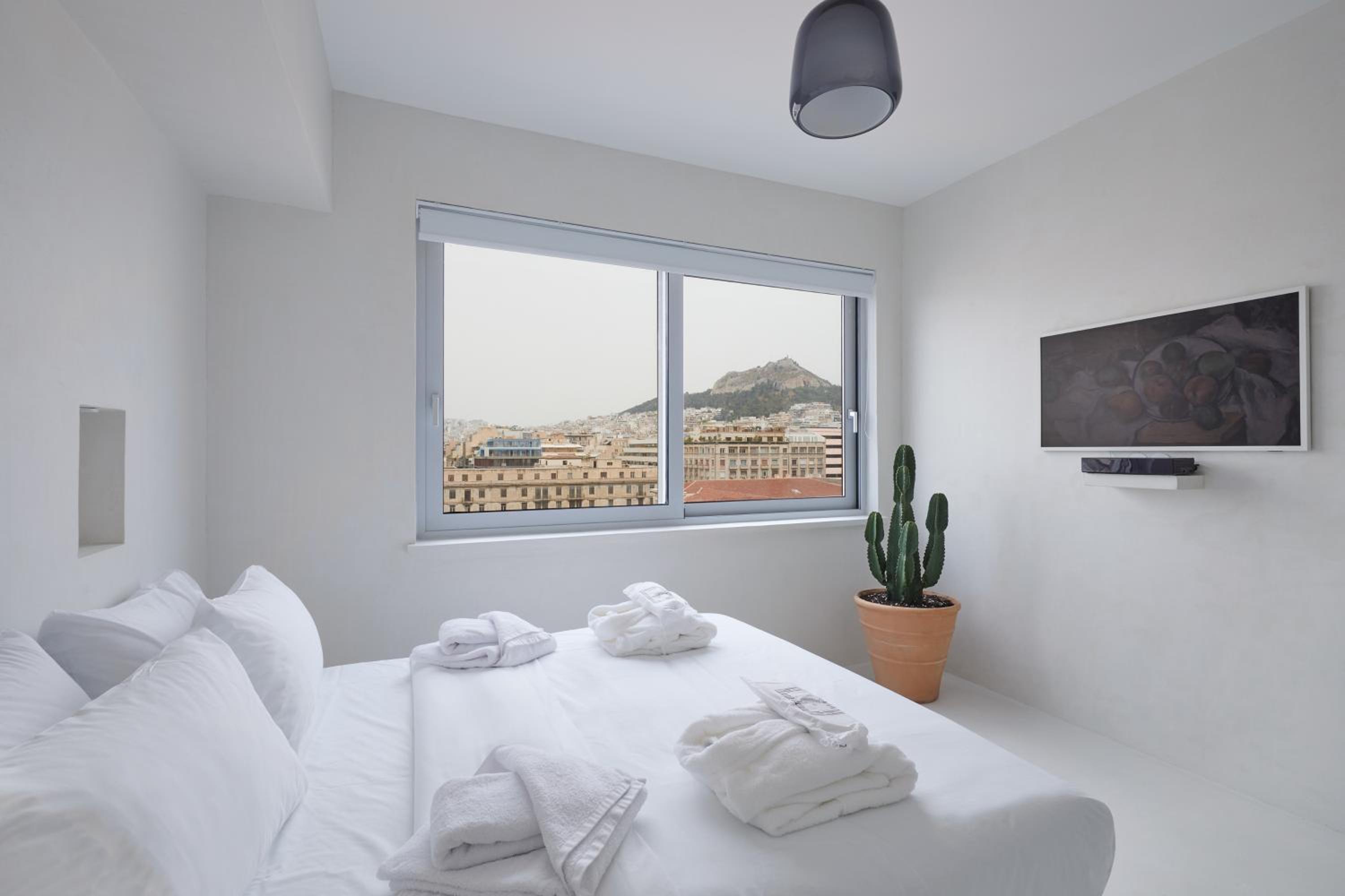 Suite No 3 with Lycabettus Hill View photo 1