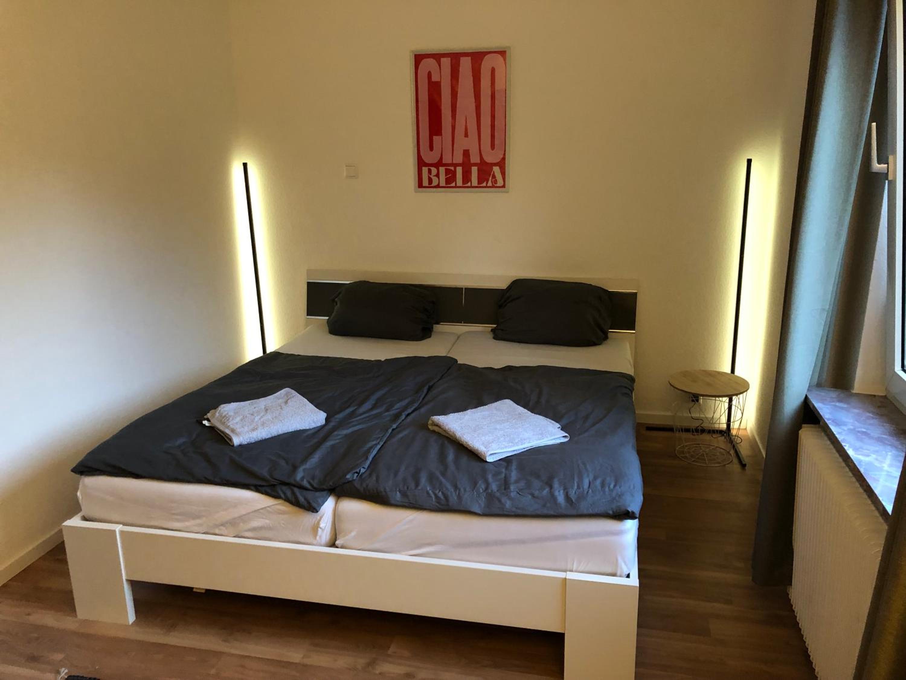 Double Room with Shared Bathroom photo 1