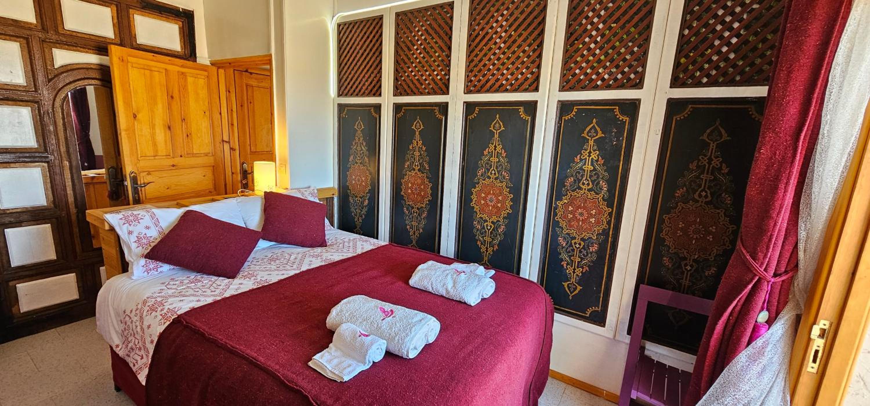 Double Room with Private Bathroom - Photo 1