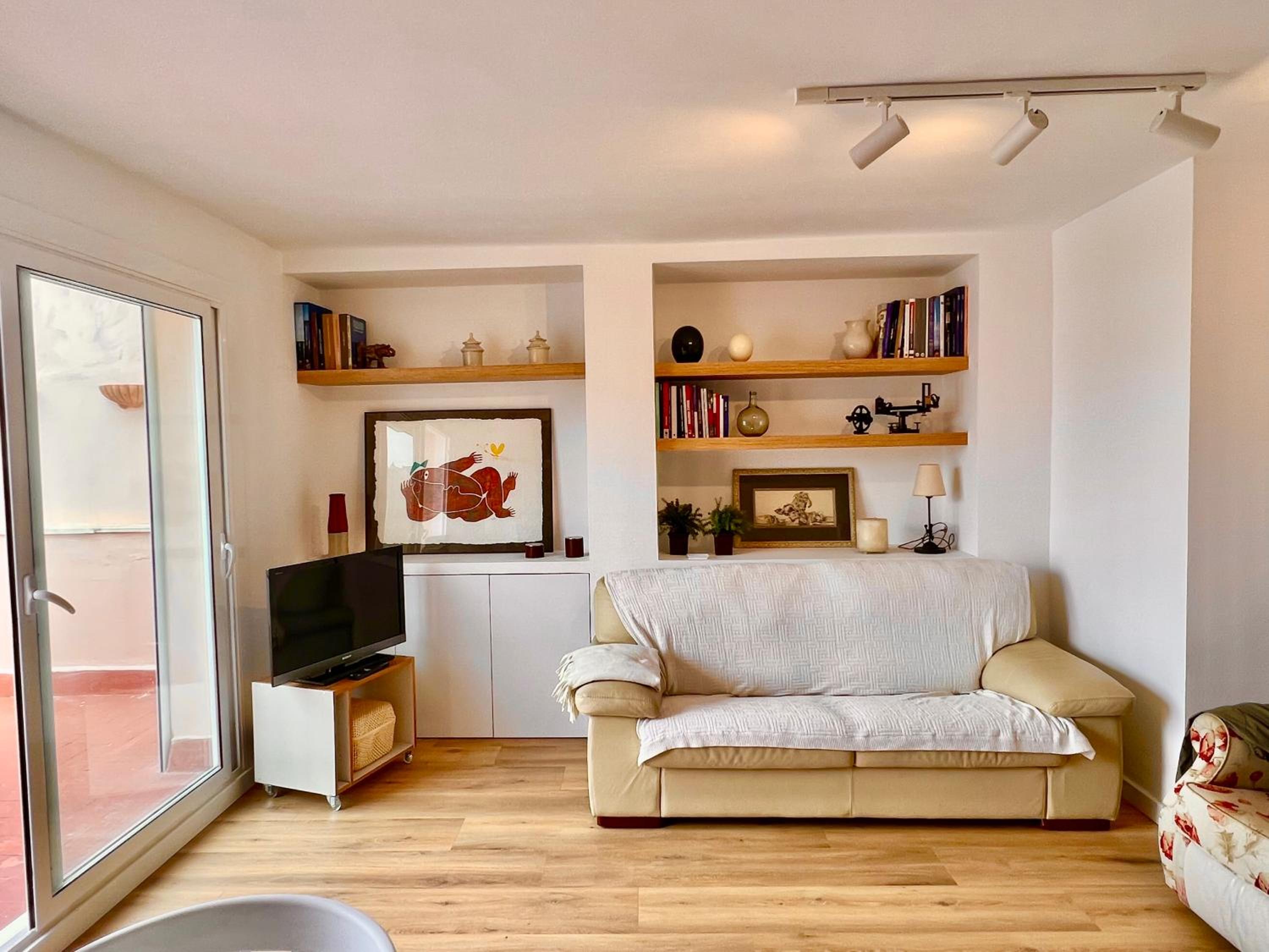 Two-Bedroom Apartment photo 2