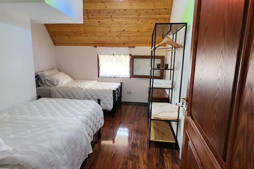 Villa photo 3