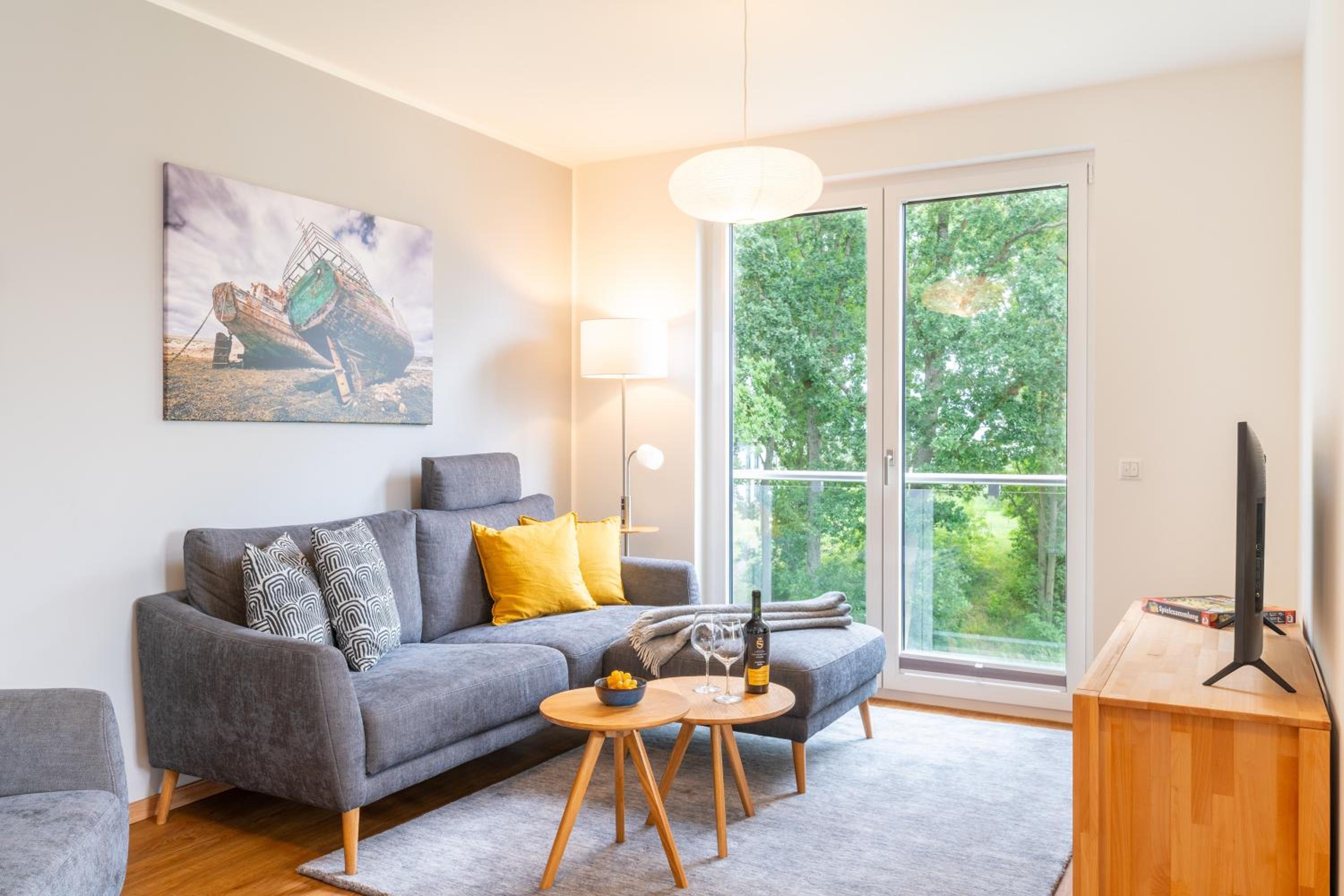 Two-Bedroom Apartment with Balcony photo 1