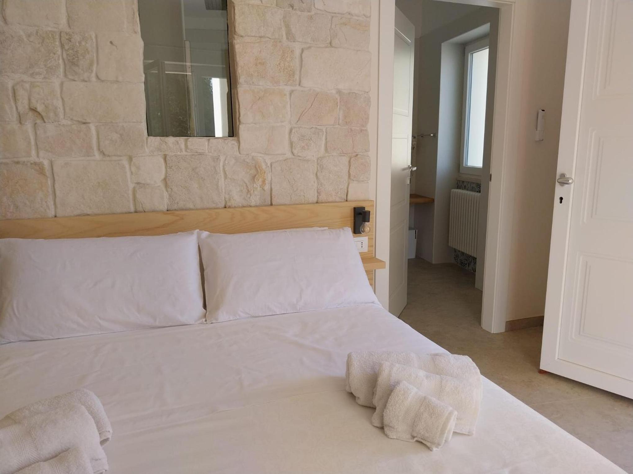 Double Room with Balcony photo 3