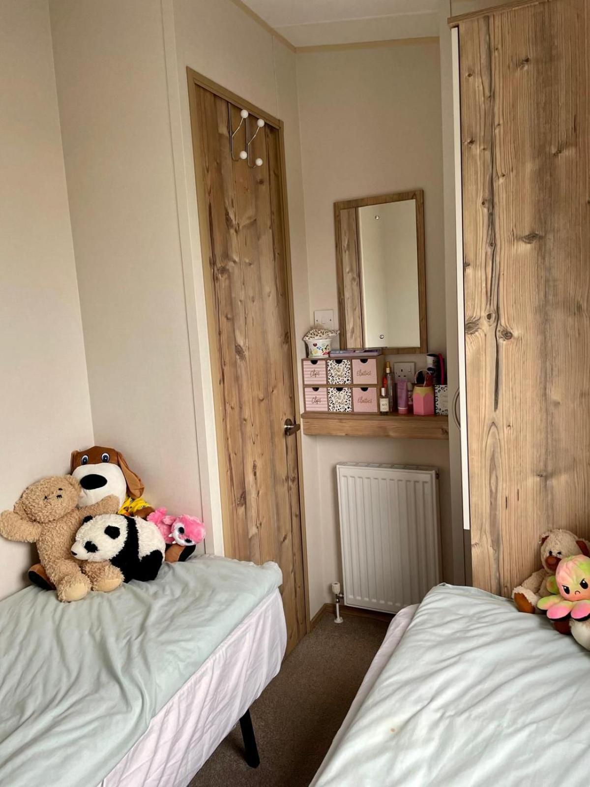 Three-Bedroom Chalet photo 3