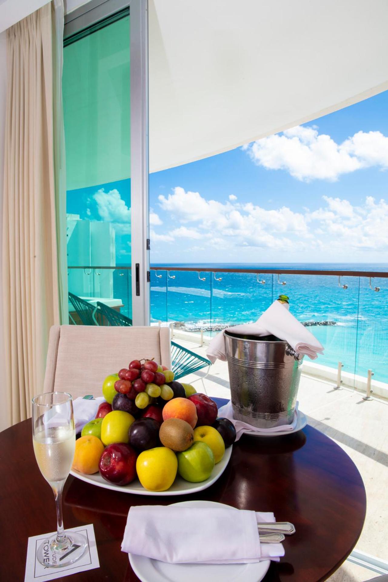 Deluxe Double Room with Sea View